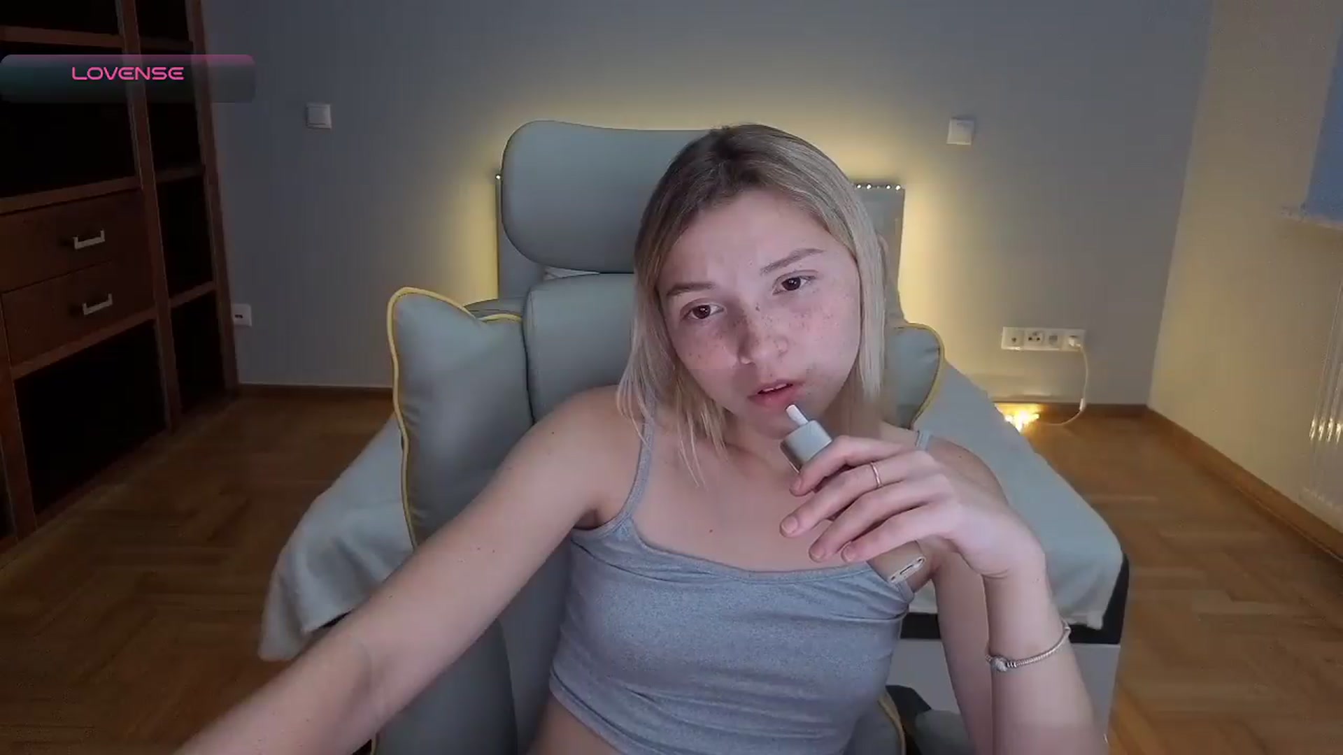 Gallery image thumbnail from Daisyy's myfreecams stream on, 07/28/2026, 22:32 image 7 of 20