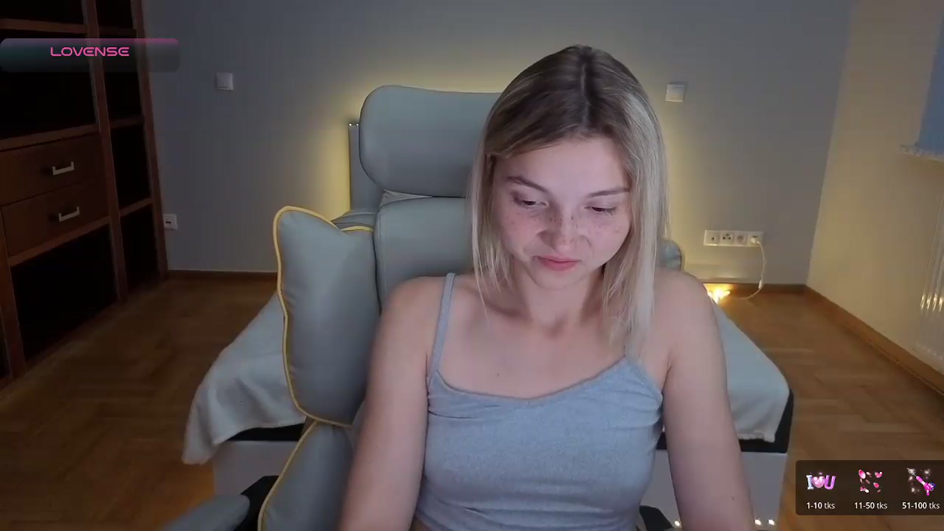 Gallery image thumbnail from Daisyy's myfreecams stream on, 07/28/2026, 22:32 image 8 of 20