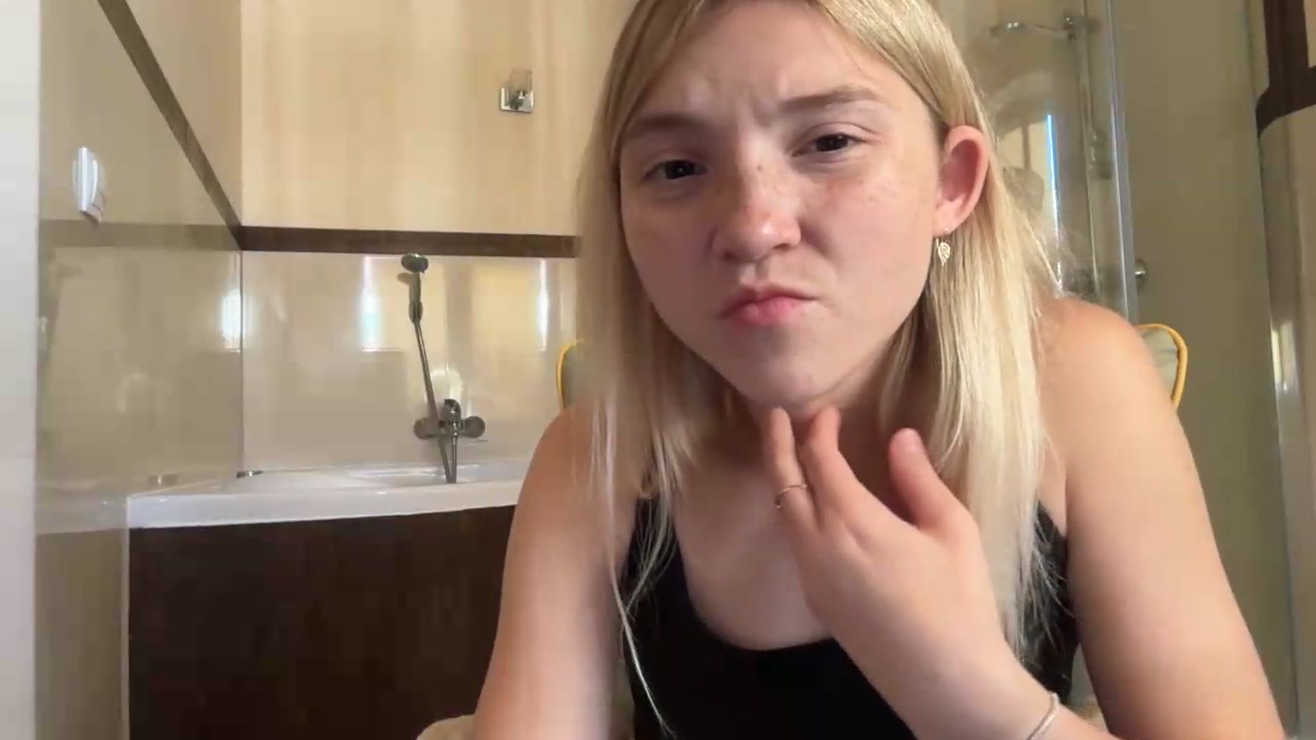 Gallery image thumbnail from Daisyy's myfreecams stream on, 07/29/2026, 15:43 image 18 of 20