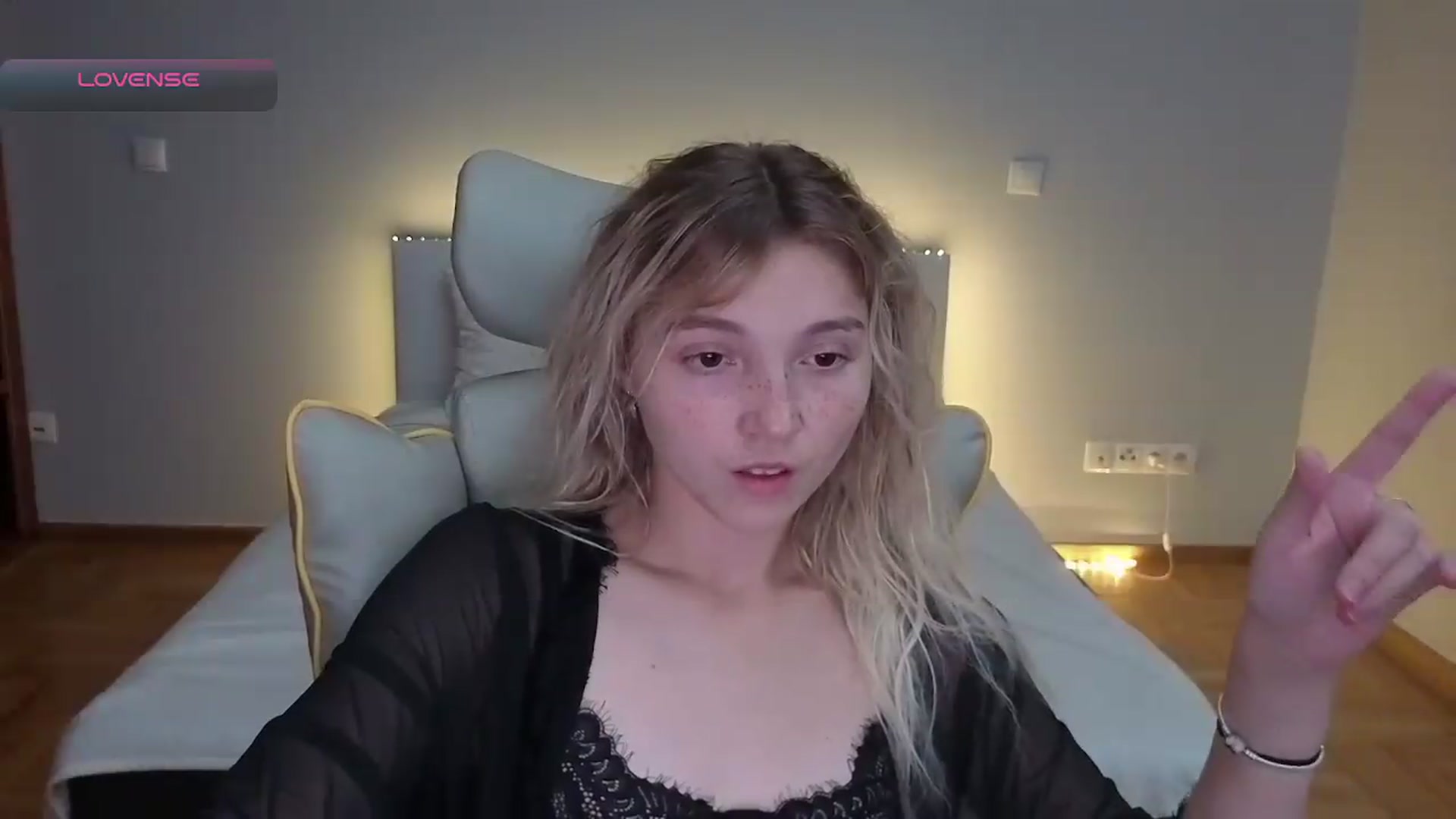 Gallery image thumbnail from Daisyy's myfreecams stream on, 07/29/2026, 18:50 image 5 of 20