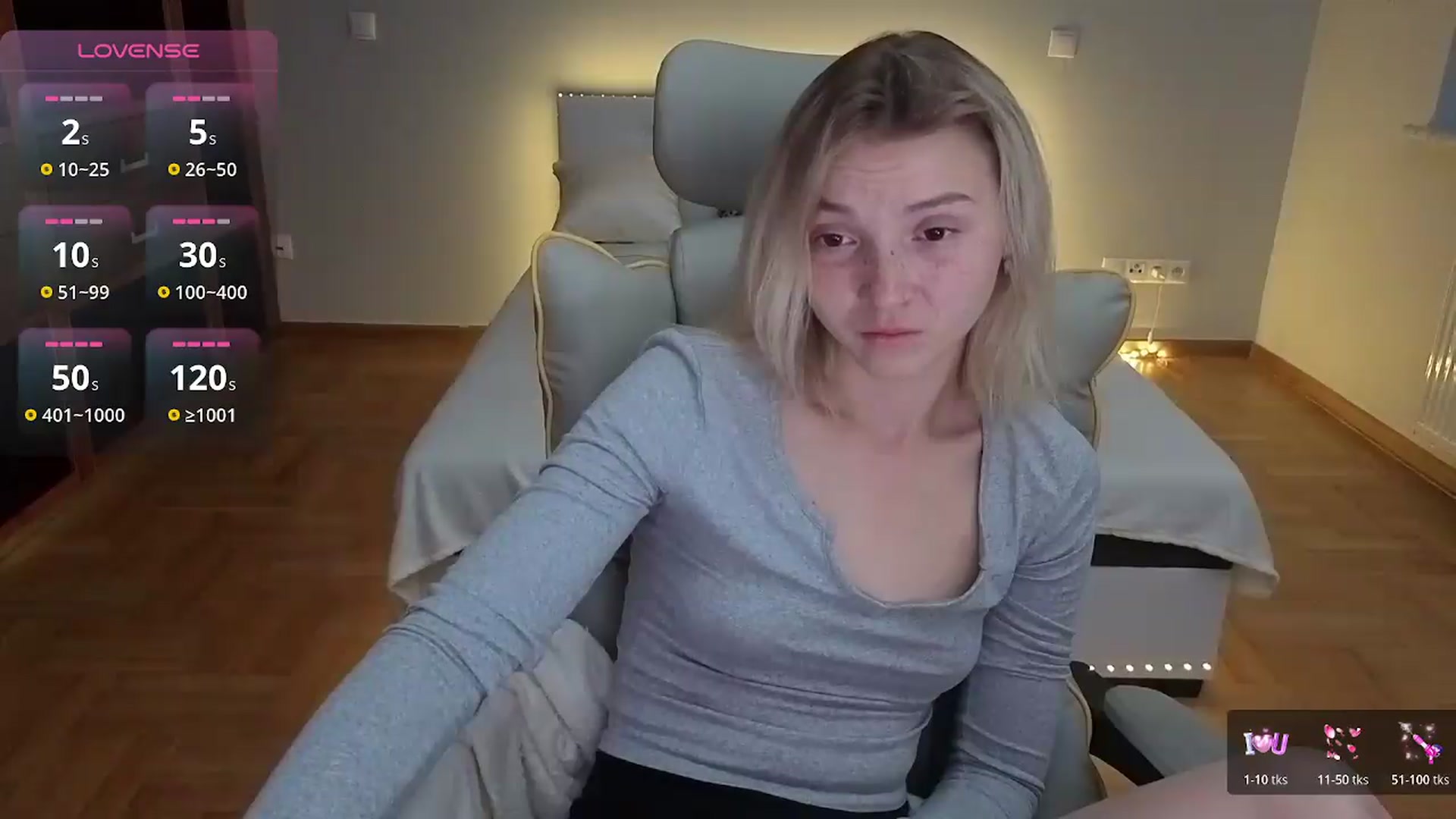 Gallery image thumbnail from Daisyy's myfreecams stream on, 08/01/2026, 18:54 image 19 of 20