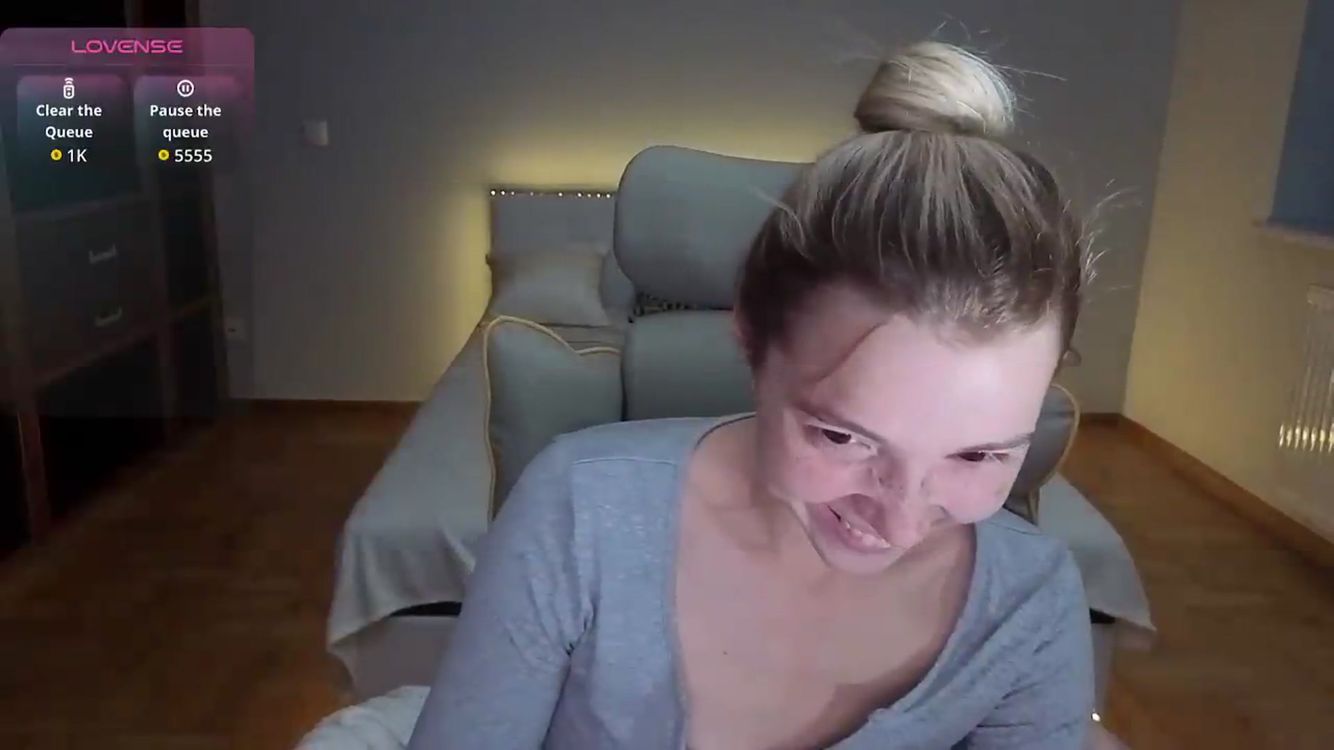 Gallery image thumbnail from Daisyy's myfreecams stream on, 08/01/2026, 18:54 image 7 of 20