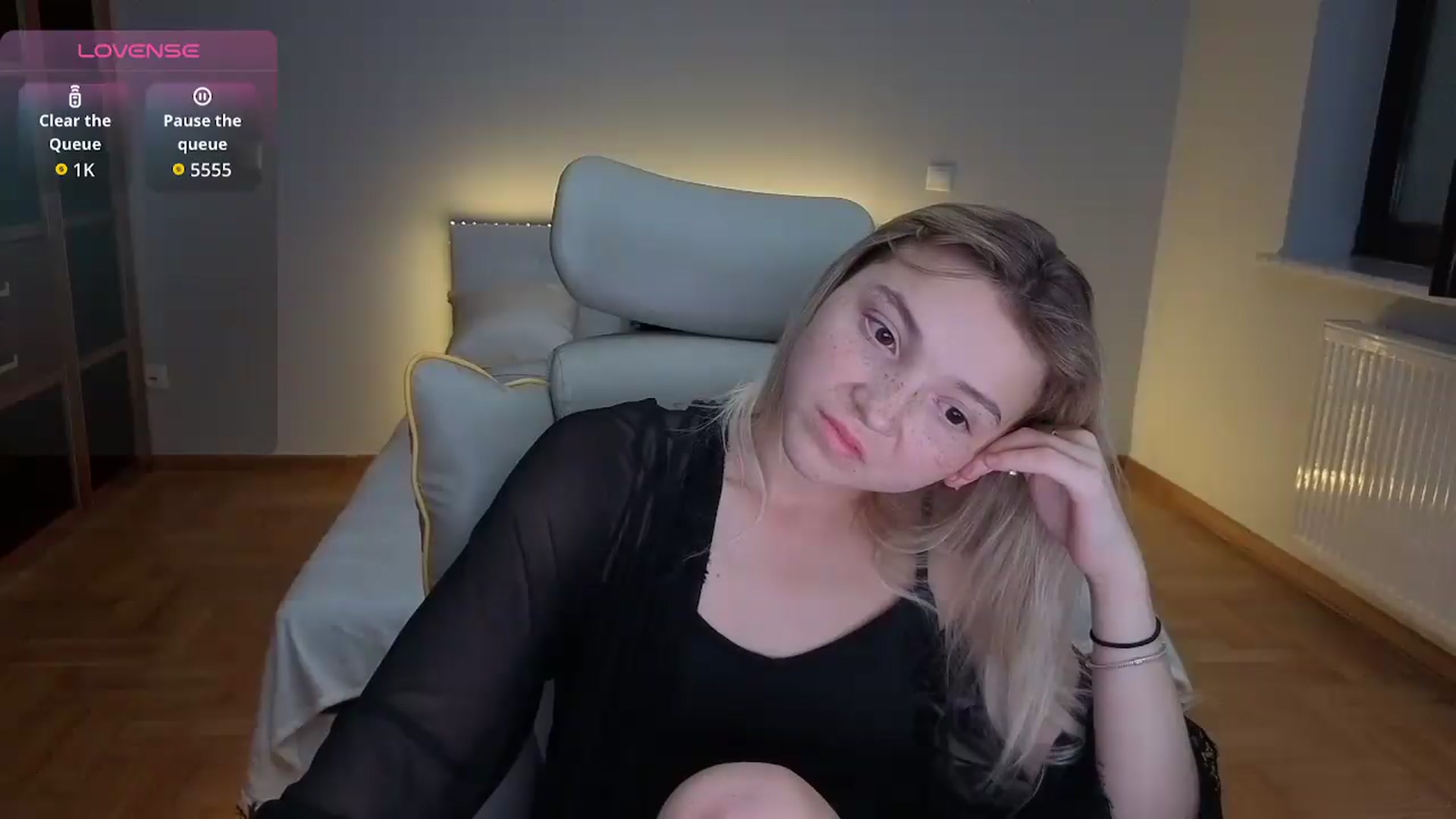 Gallery image thumbnail from Daisyy's myfreecams stream on, 08/02/2026, 01:23 image 15 of 20
