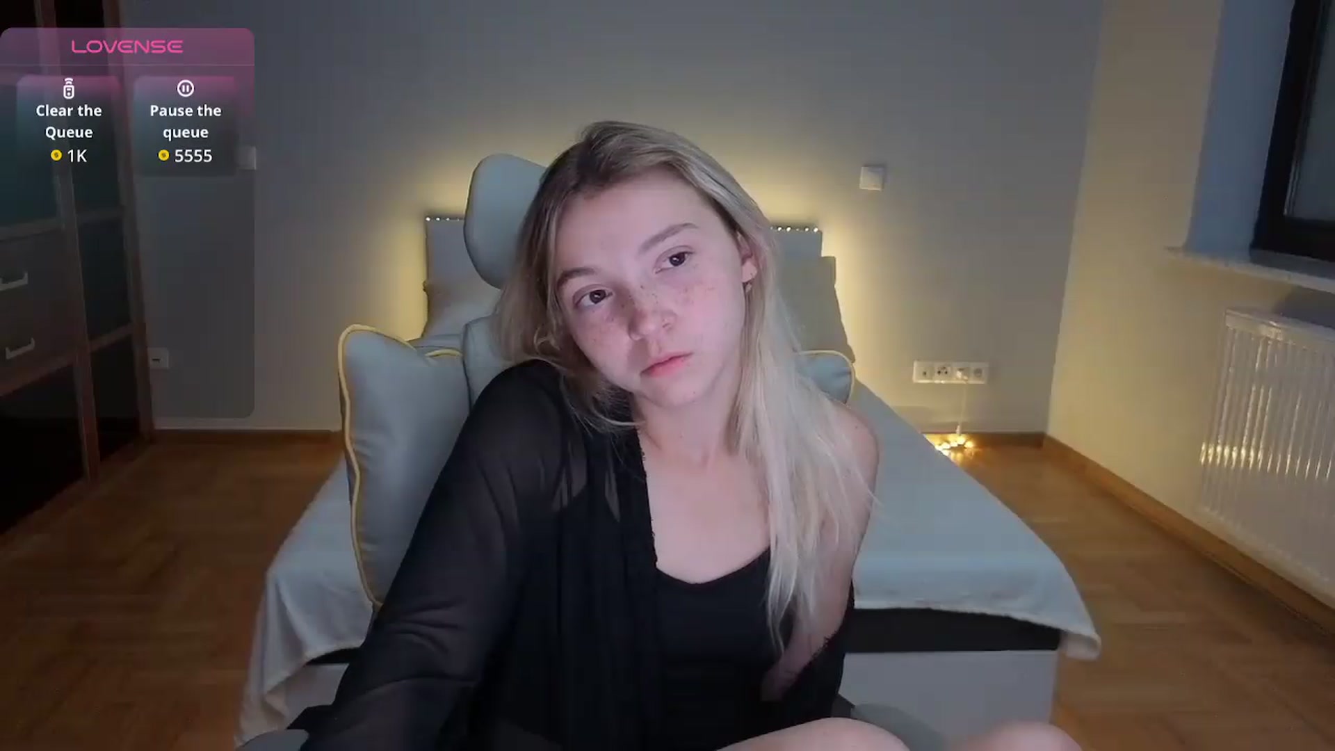 Gallery image thumbnail from Daisyy's myfreecams stream on, 08/02/2026, 02:08 image 10 of 20