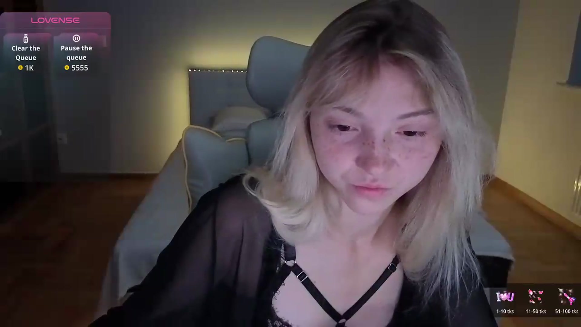 Gallery image thumbnail from Daisyy's myfreecams stream on, 08/02/2026, 18:53 image 3 of 20