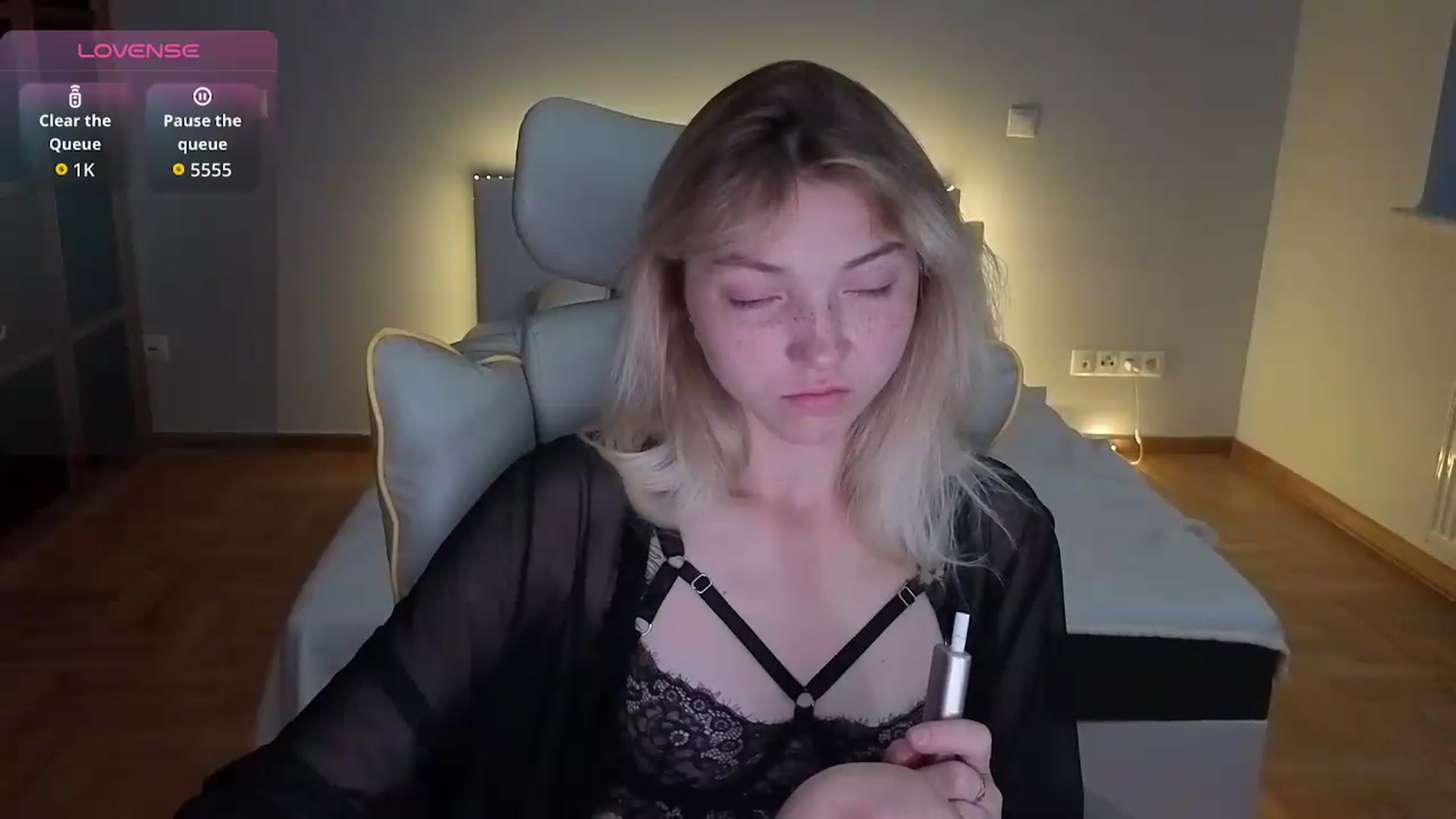 Gallery image thumbnail from Daisyy's myfreecams stream on, 08/02/2026, 18:53 image 2 of 20