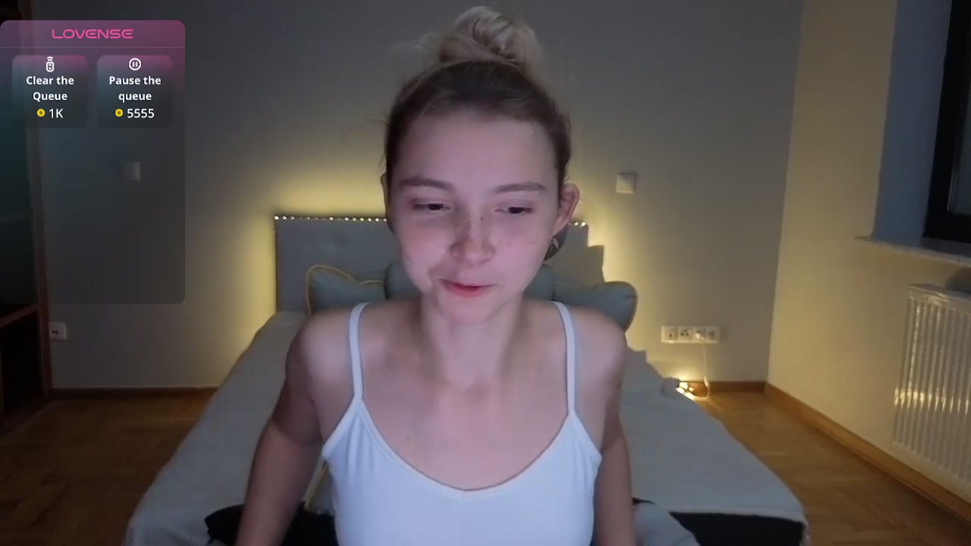 Gallery image thumbnail from Daisyy's myfreecams stream on, 08/03/2026, 03:34 image 6 of 20