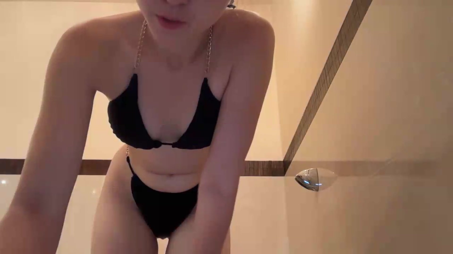 Gallery image thumbnail from Daisyy's myfreecams stream on, 08/03/2026, 20:56 image 15 of 20