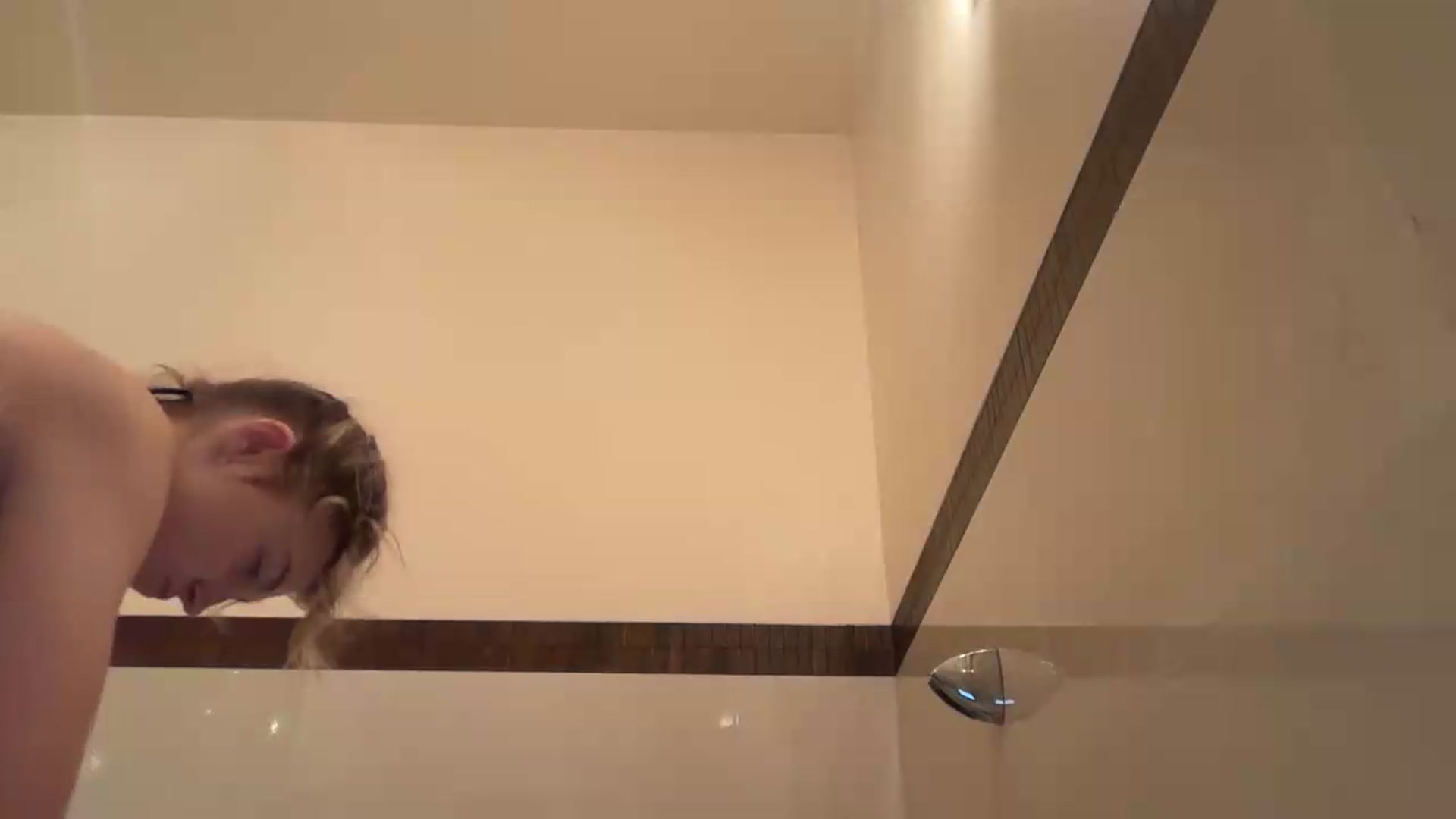 Gallery image thumbnail from Daisyy's myfreecams stream on, 08/03/2026, 20:56 image 19 of 20
