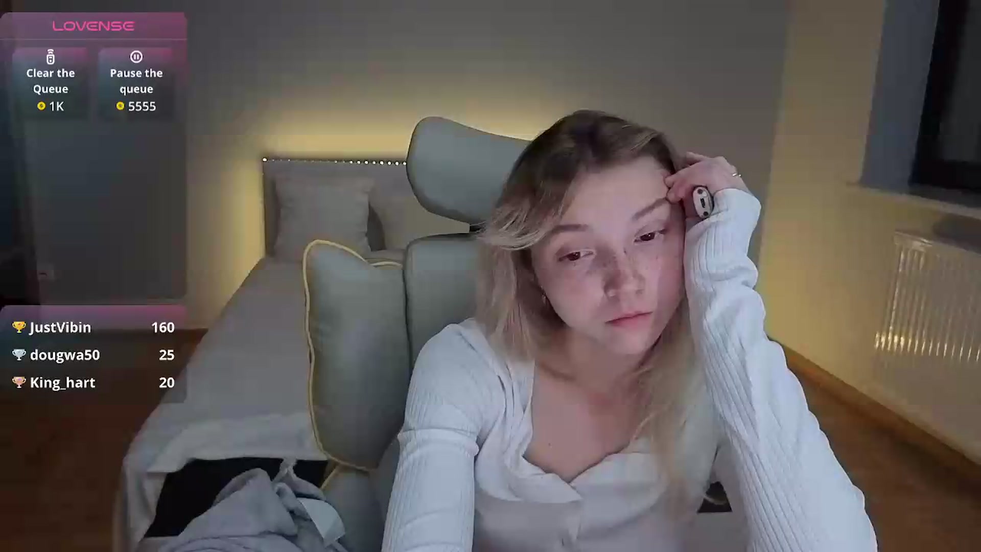 Gallery image thumbnail from Daisyy's myfreecams stream on, 08/03/2026, 21:41 image 9 of 20