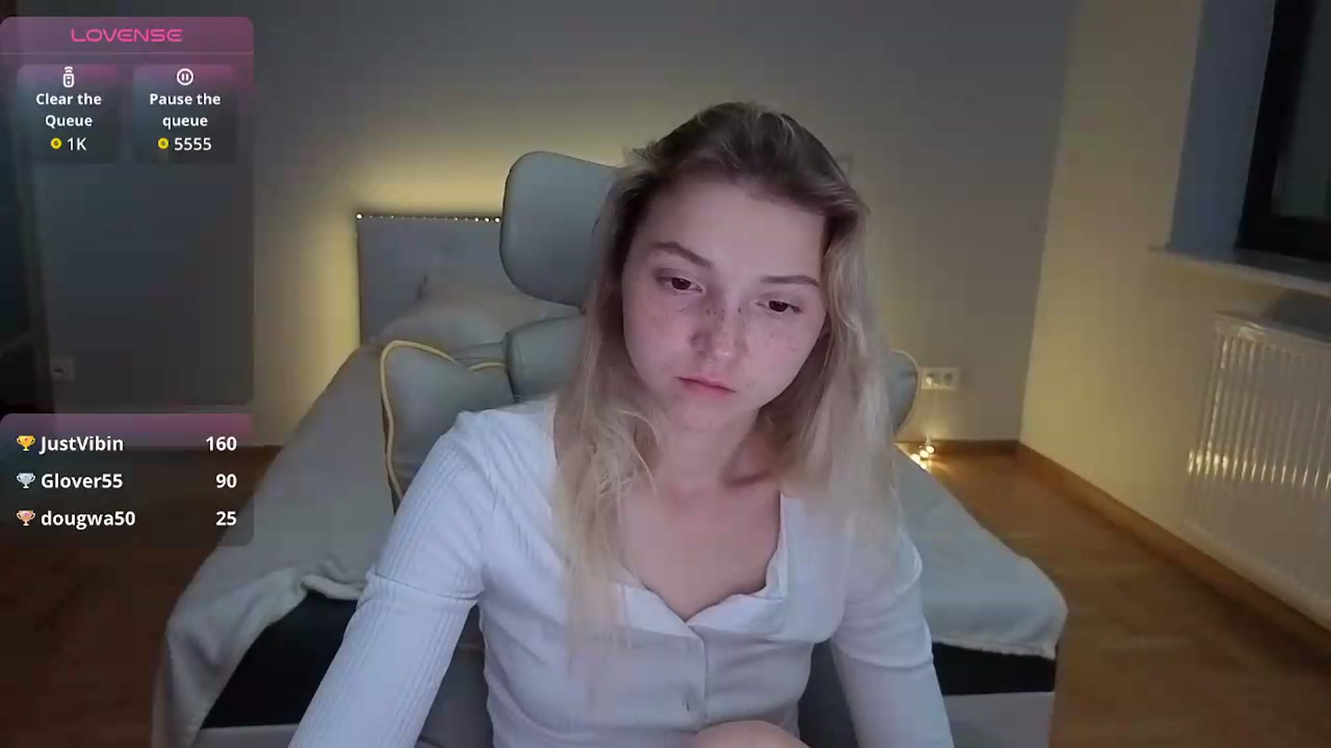 Gallery image thumbnail from Daisyy's myfreecams stream on, 08/03/2026, 21:41 image 15 of 20