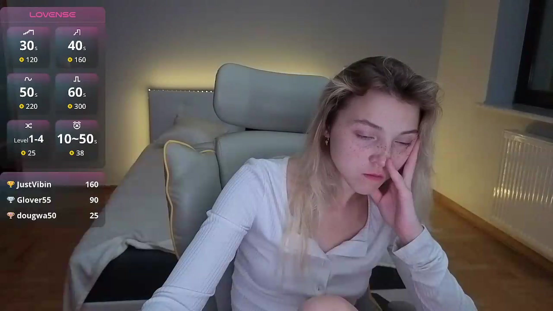 Gallery image thumbnail from Daisyy's myfreecams stream on, 08/03/2026, 21:41 image 16 of 20