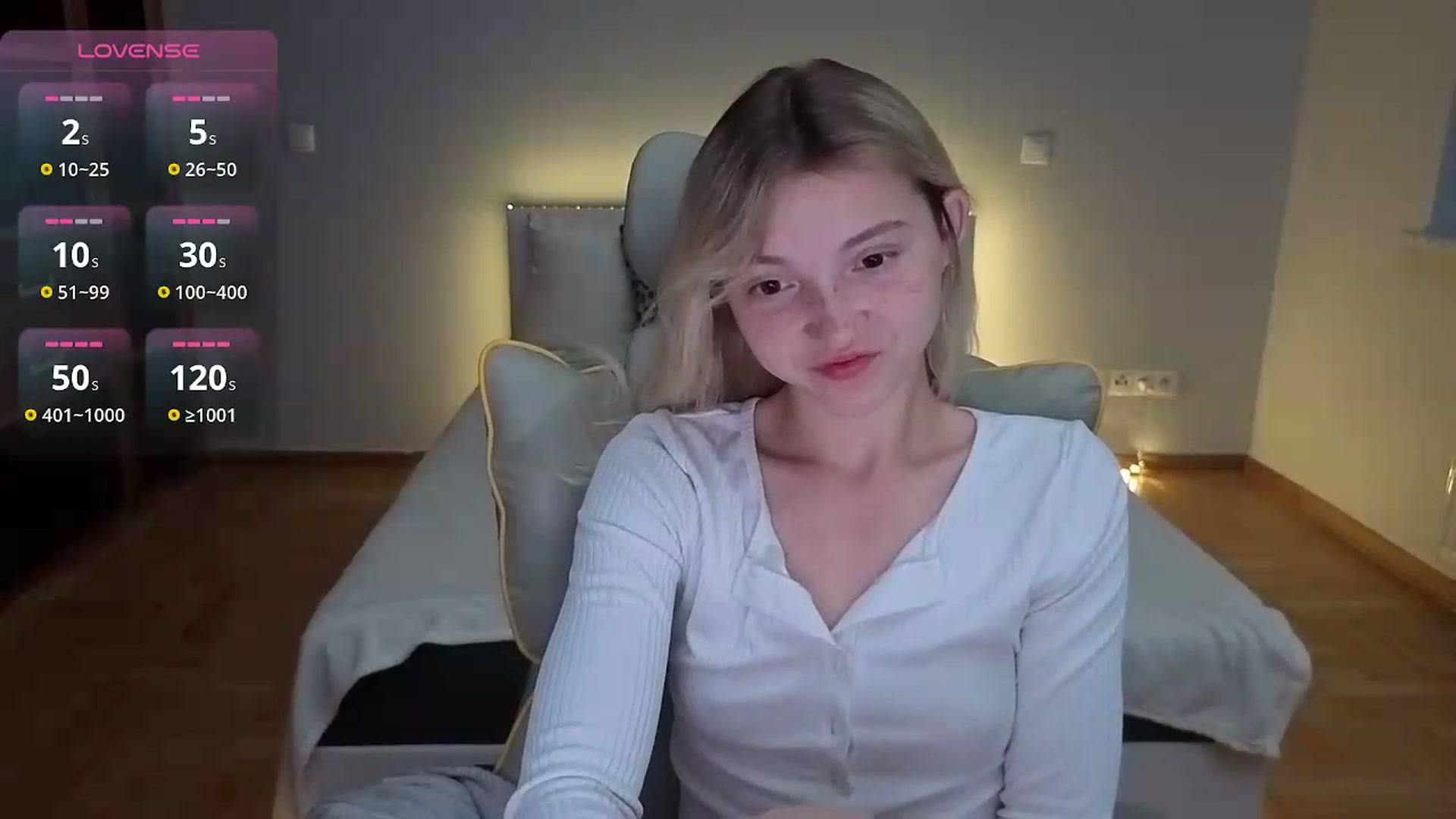 Gallery image thumbnail from Daisyy's myfreecams stream on, 08/04/2026, 24:03 image 9 of 20