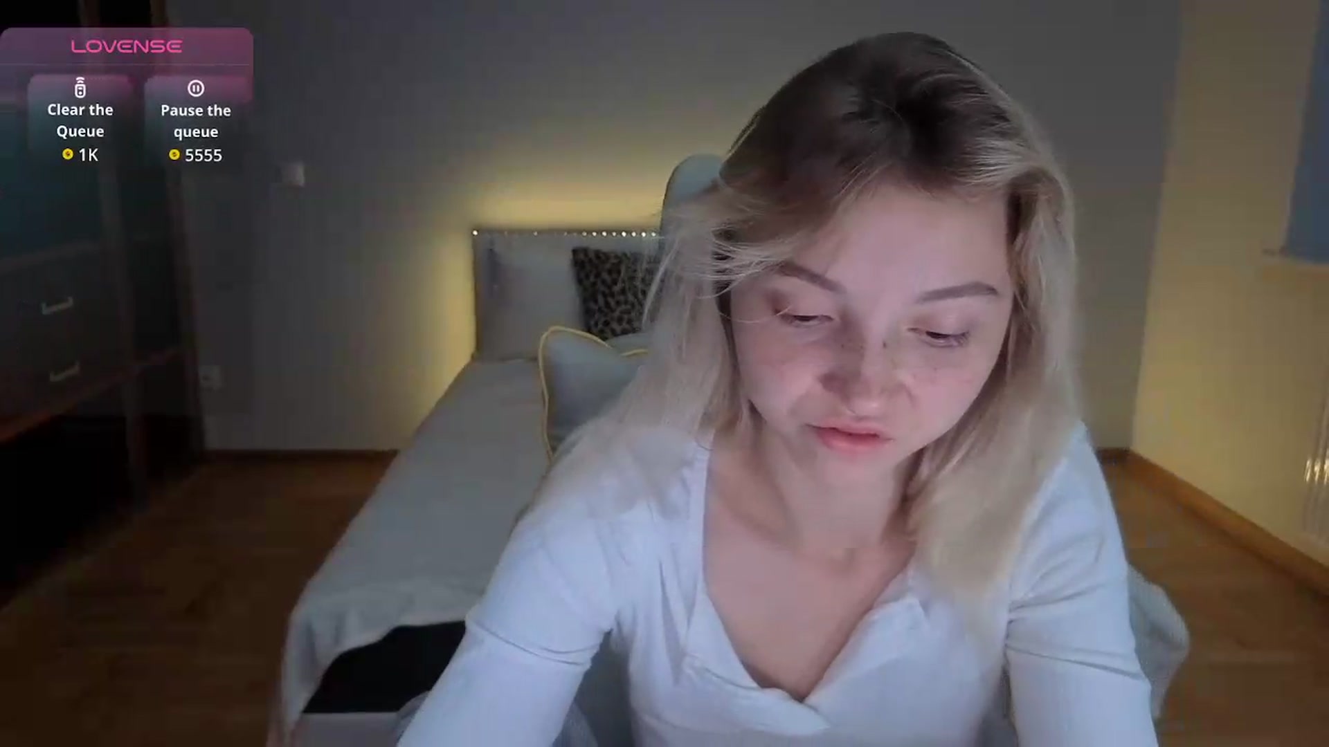 Gallery image thumbnail from Daisyy's myfreecams stream on, 08/04/2026, 24:03 image 10 of 20