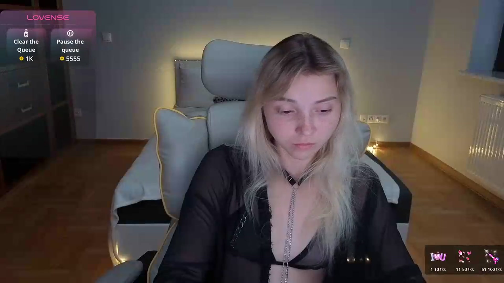 Gallery image thumbnail from Daisyy's myfreecams stream on, 08/04/2026, 05:37 image 3 of 20