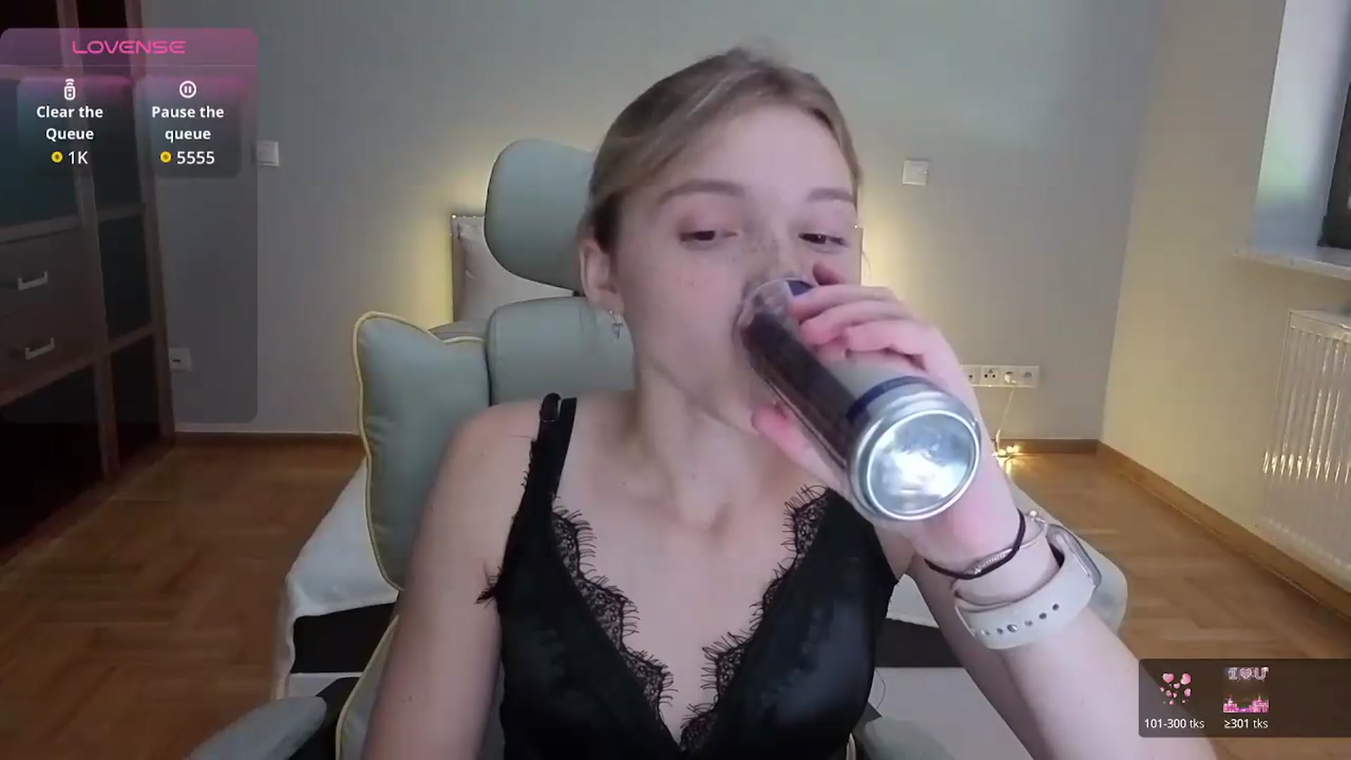 Gallery image thumbnail from Daisyy's myfreecams stream on, 08/04/2026, 14:15 image 7 of 20