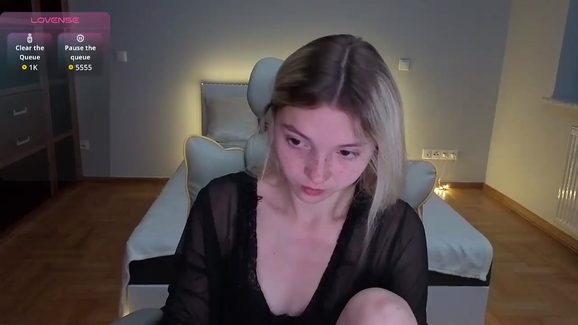Gallery image thumbnail from Daisyy's myfreecams stream on, 08/04/2026, 20:03 image 13 of 20