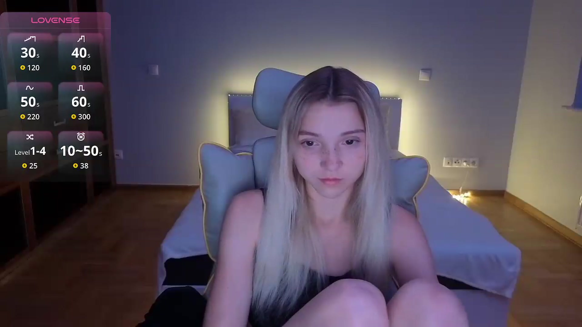 Gallery image thumbnail from Daisyy's myfreecams stream on, 08/05/2026, 24:17 image 14 of 20