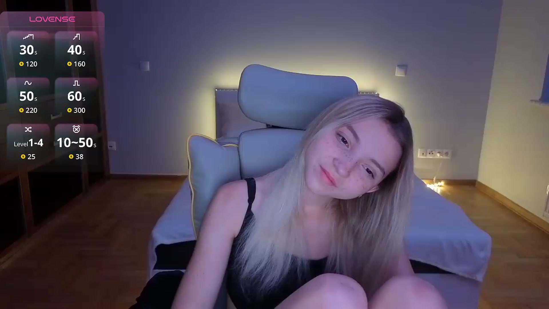 Gallery image thumbnail from Daisyy's myfreecams stream on, 08/05/2026, 24:17 image 17 of 20