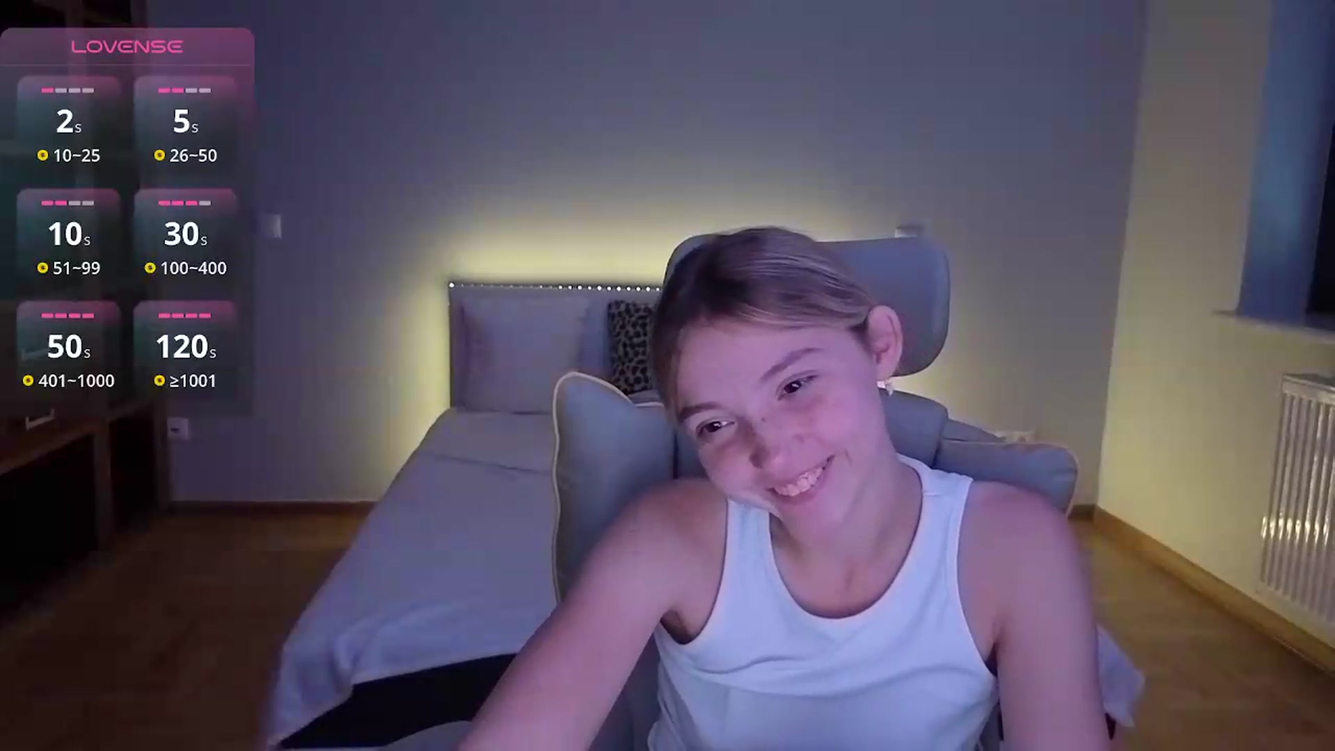 Gallery image thumbnail from Daisyy's myfreecams stream on, 08/05/2026, 19:00 image 9 of 20