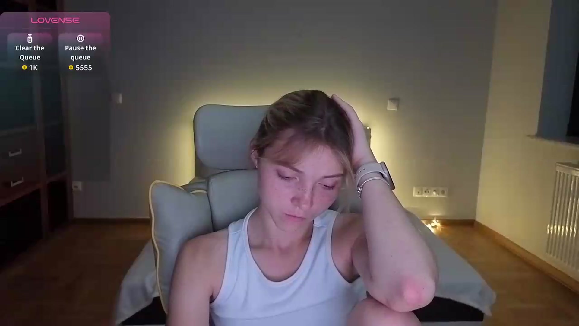 Gallery image thumbnail from Daisyy's myfreecams stream on, 08/05/2026, 19:00 image 17 of 20