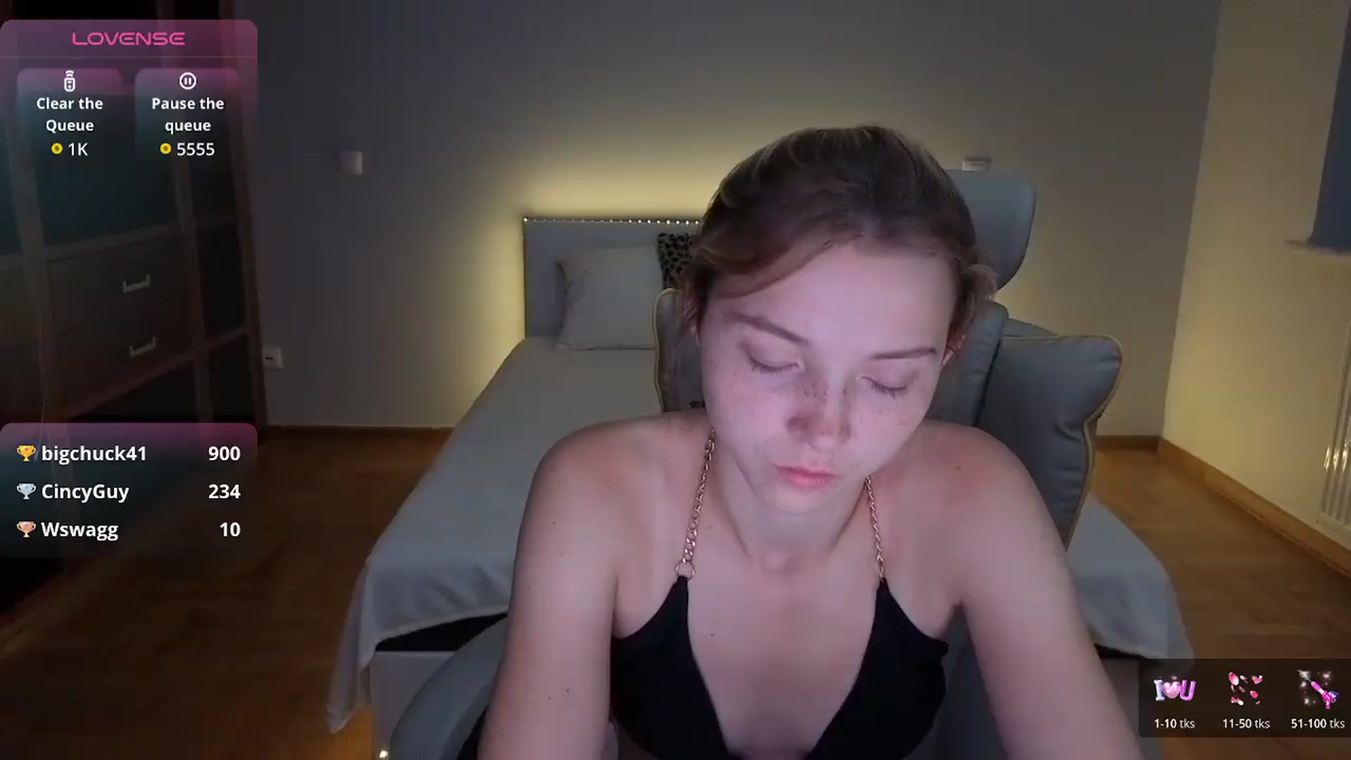 Gallery image thumbnail from Daisyy's myfreecams stream on, 08/06/2026, 21:25 image 19 of 20