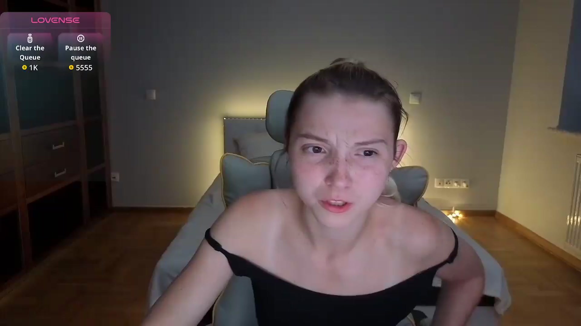 Gallery image thumbnail from Daisyy's myfreecams stream on, 08/07/2026, 18:50 image 3 of 20