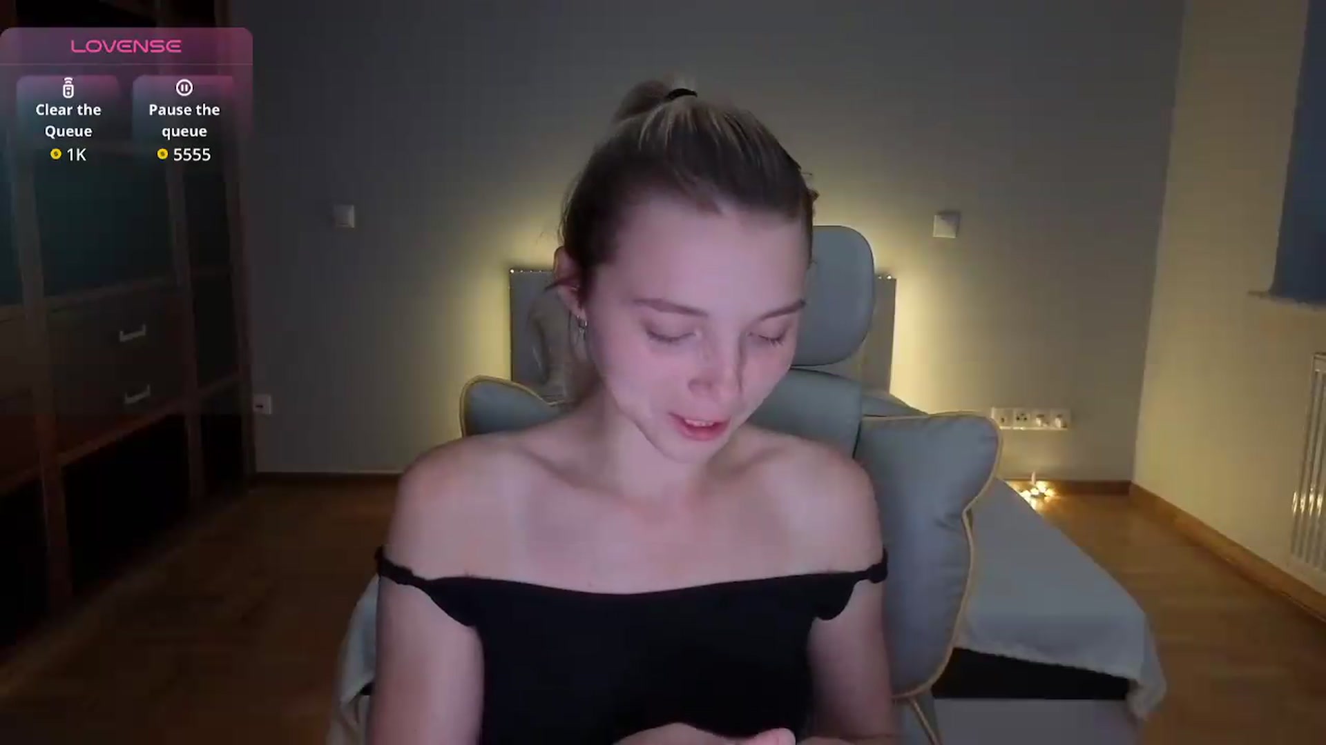 Gallery image thumbnail from Daisyy's myfreecams stream on, 08/07/2026, 18:50 image 4 of 20