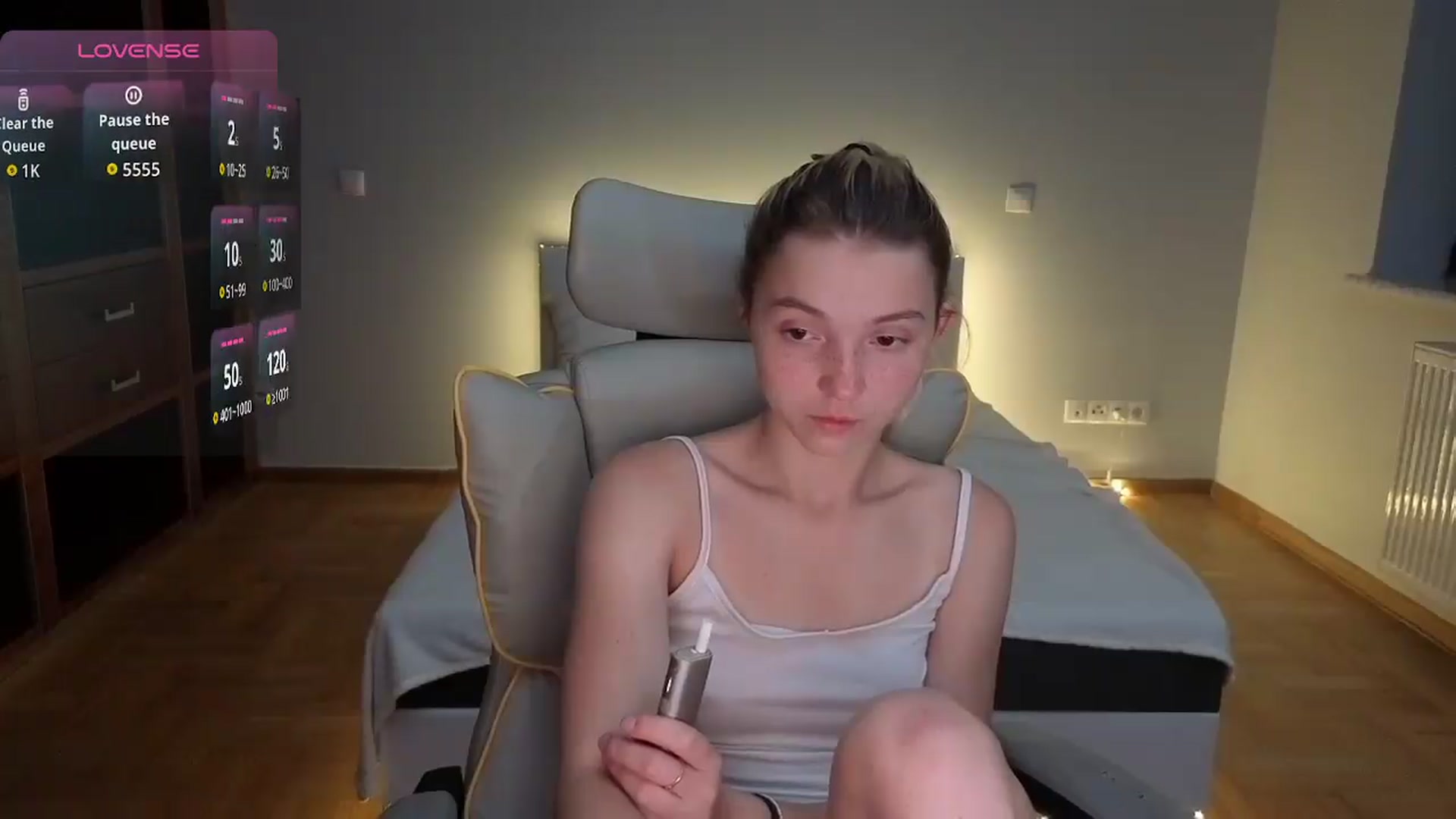 Gallery image thumbnail from Daisyy's myfreecams stream on, 08/08/2026, 24:57 image 8 of 20
