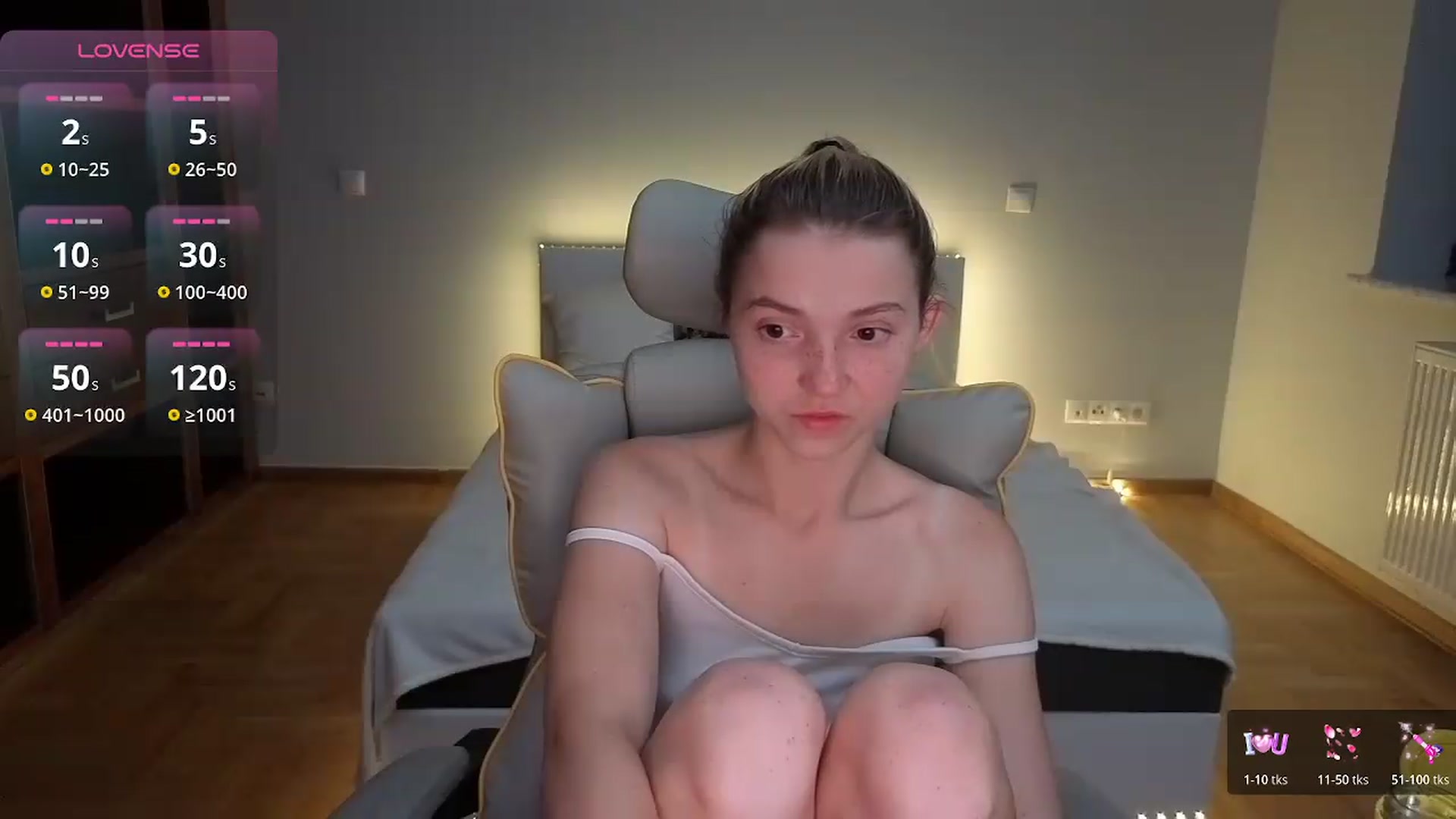 Gallery image thumbnail from Daisyy's myfreecams stream on, 08/08/2026, 24:57 image 5 of 20