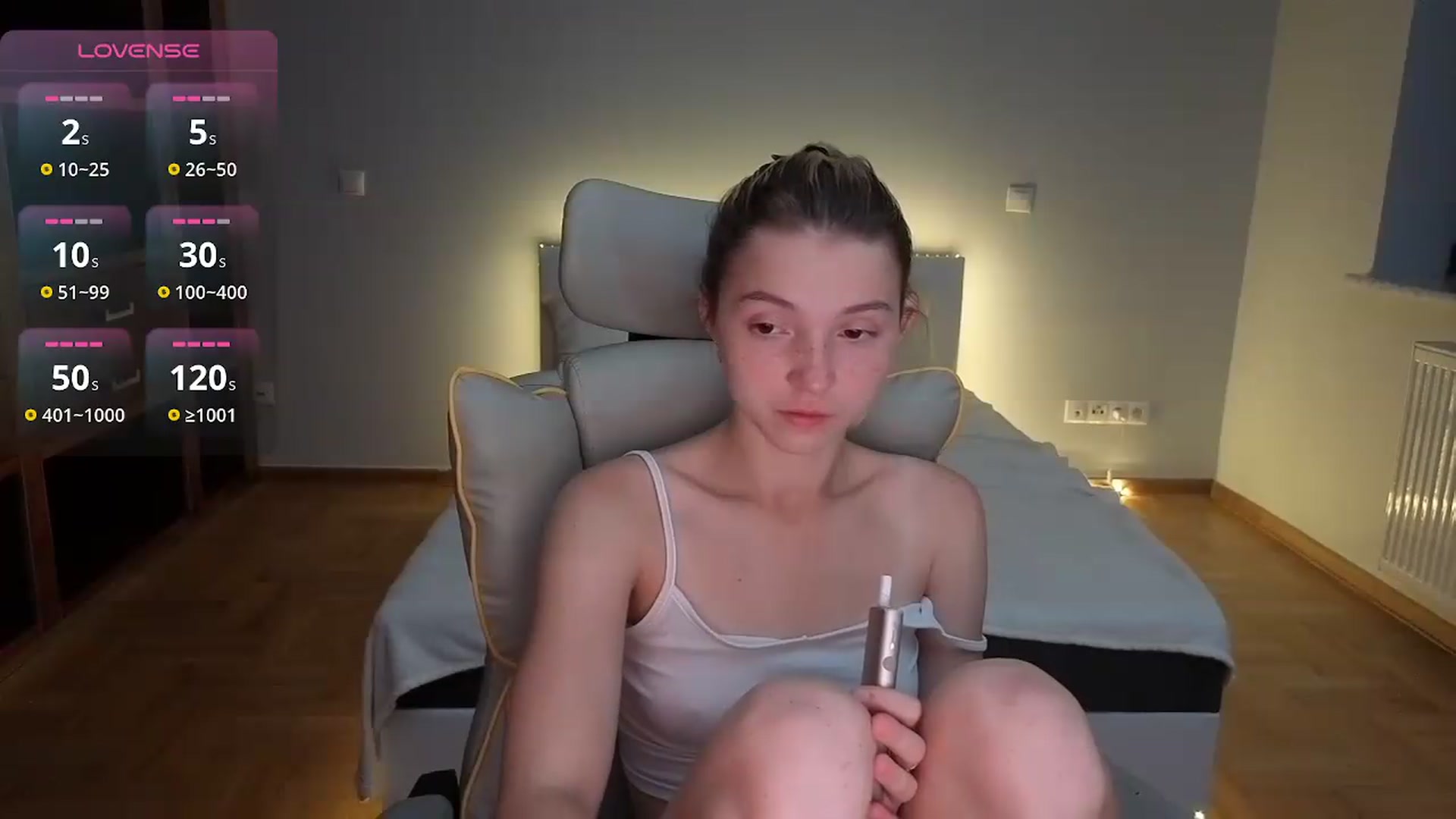 Gallery image thumbnail from Daisyy's myfreecams stream on, 08/08/2026, 24:57 image 9 of 20
