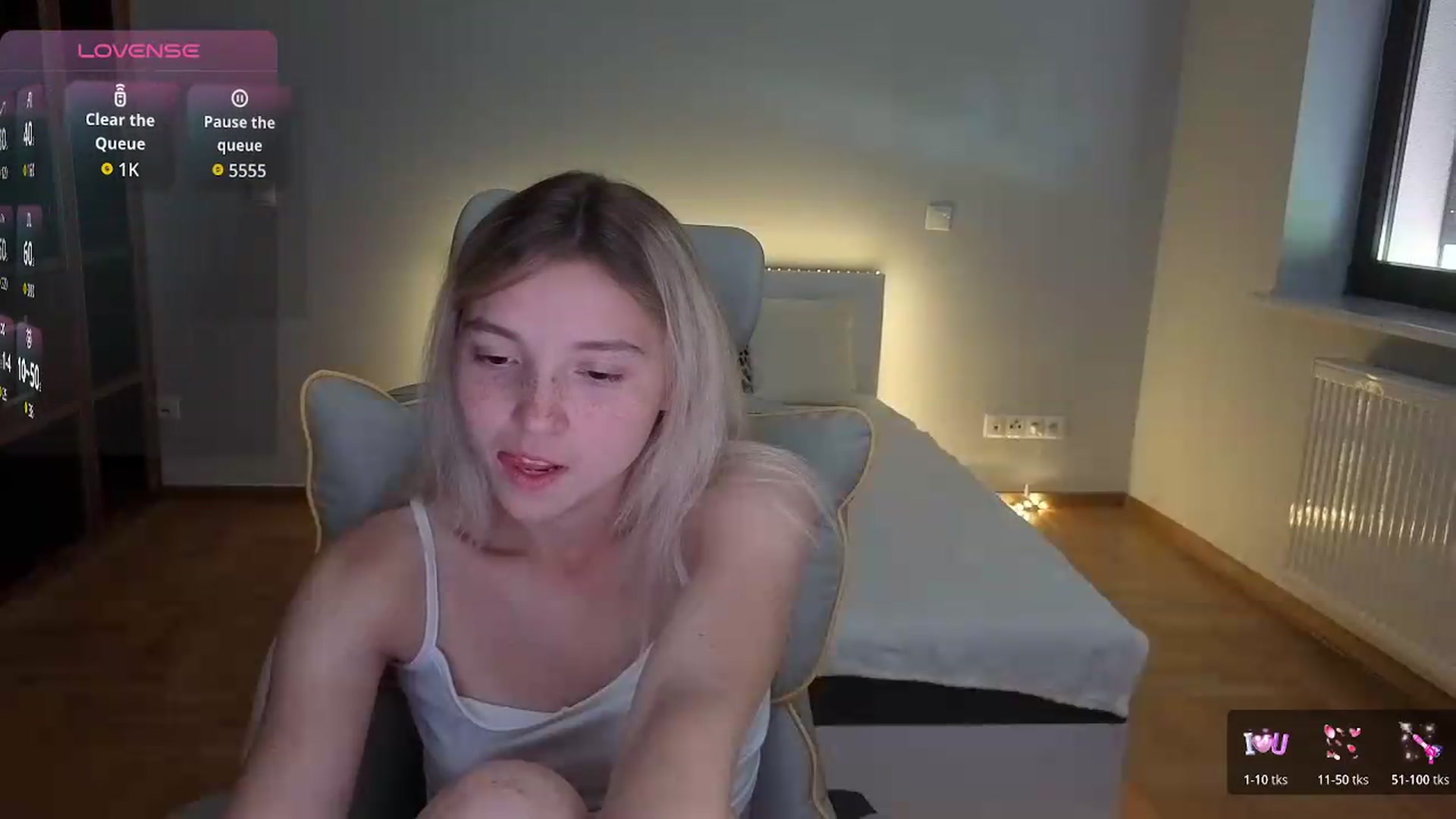 Gallery image thumbnail from Daisyy's myfreecams stream on, 08/08/2026, 12:15 image 13 of 20