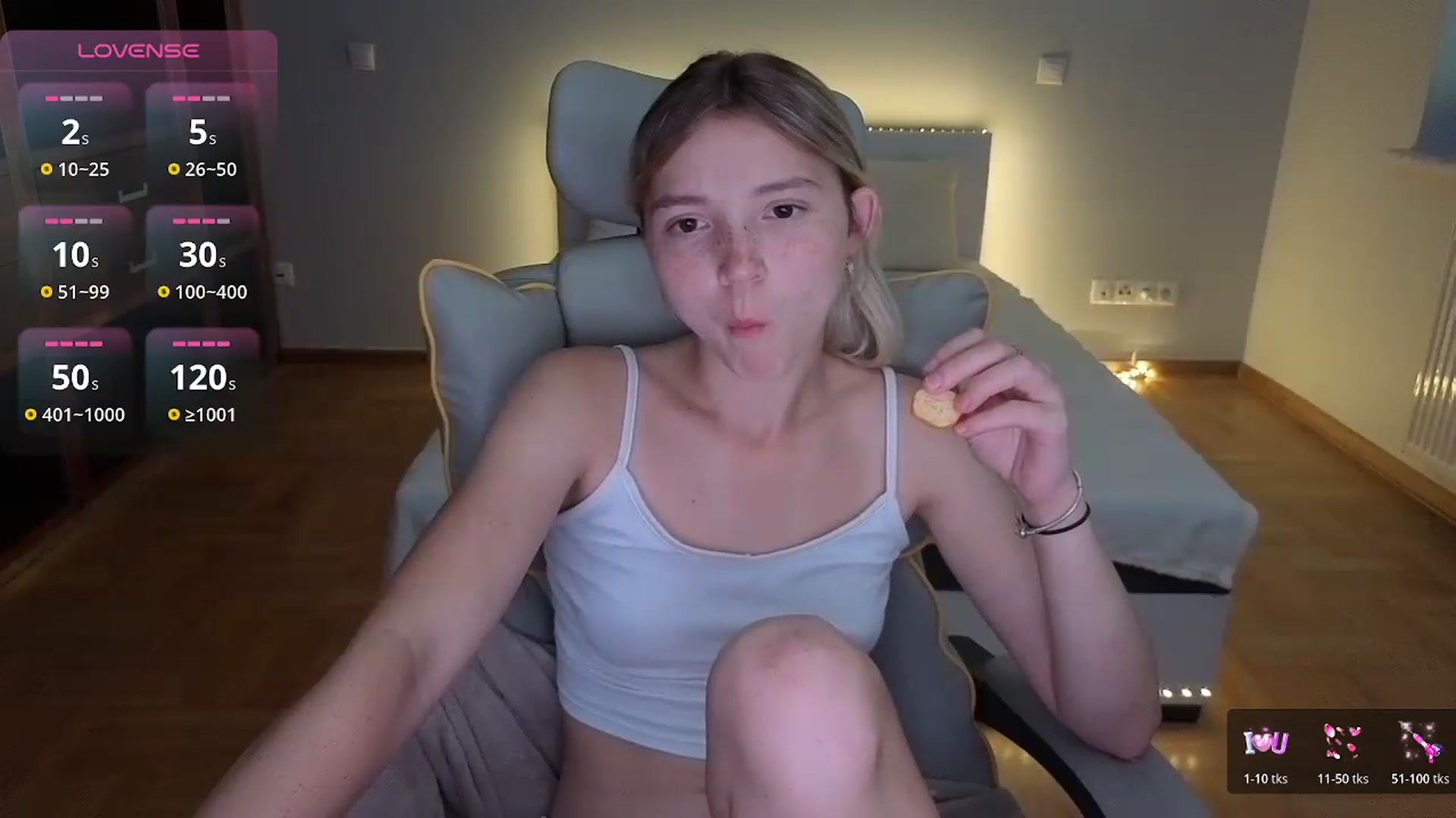 Gallery image thumbnail from Daisyy's myfreecams stream on, 08/08/2026, 17:14 image 7 of 20