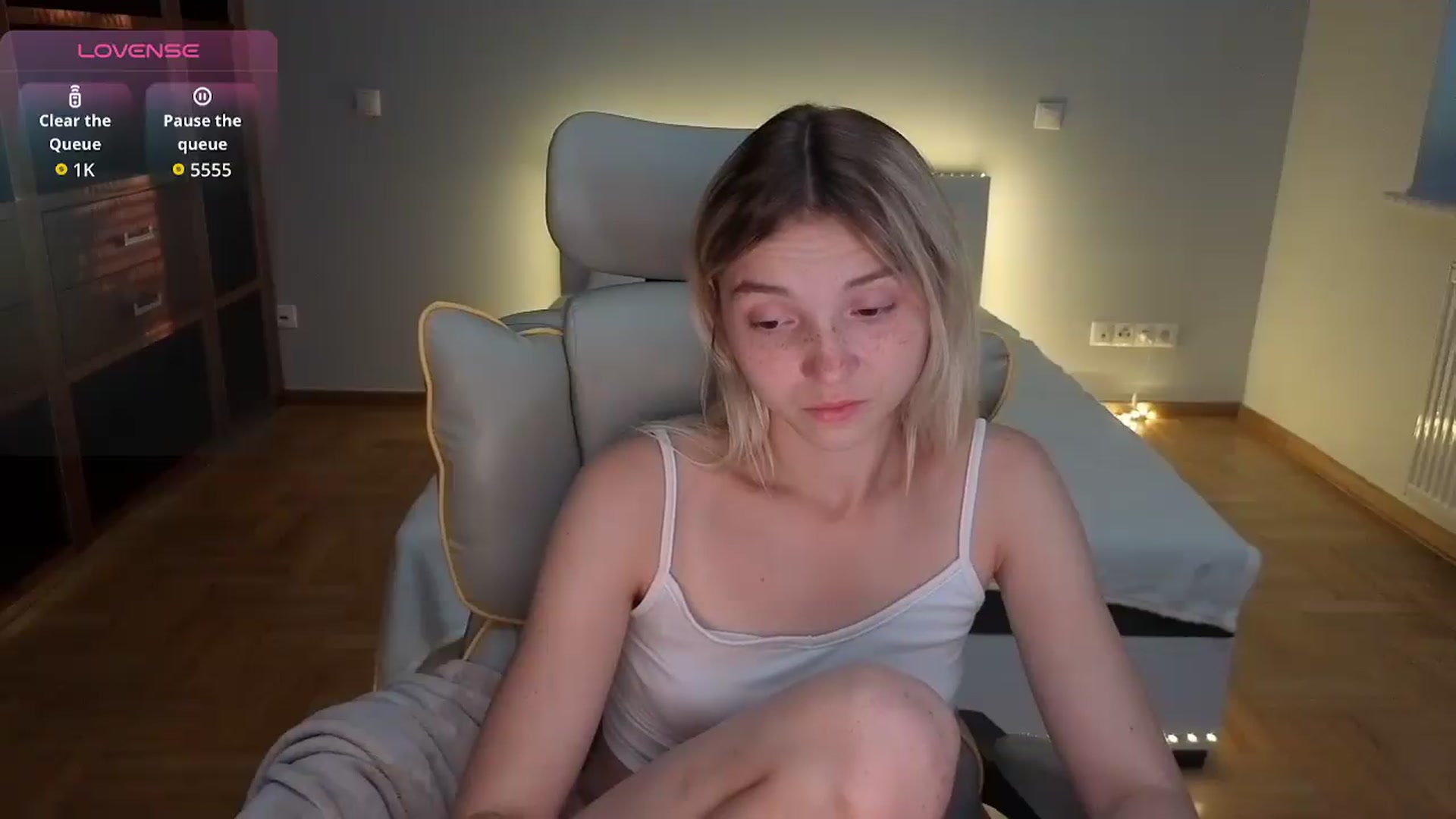 Gallery image thumbnail from Daisyy's myfreecams stream on, 08/08/2026, 17:14 image 14 of 20