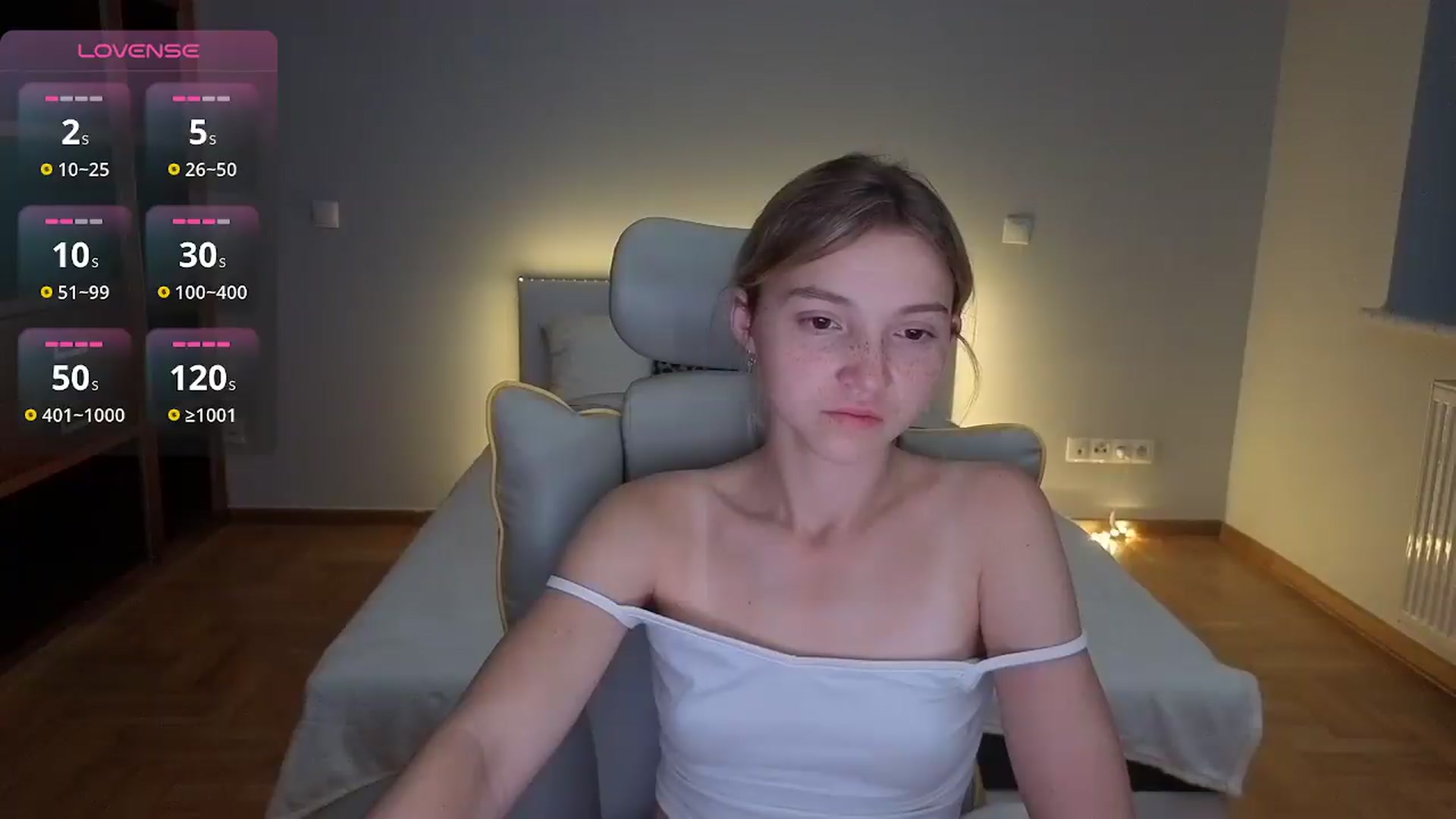 Gallery image thumbnail from Daisyy's myfreecams stream on, 08/09/2026, 24:02 image 17 of 20