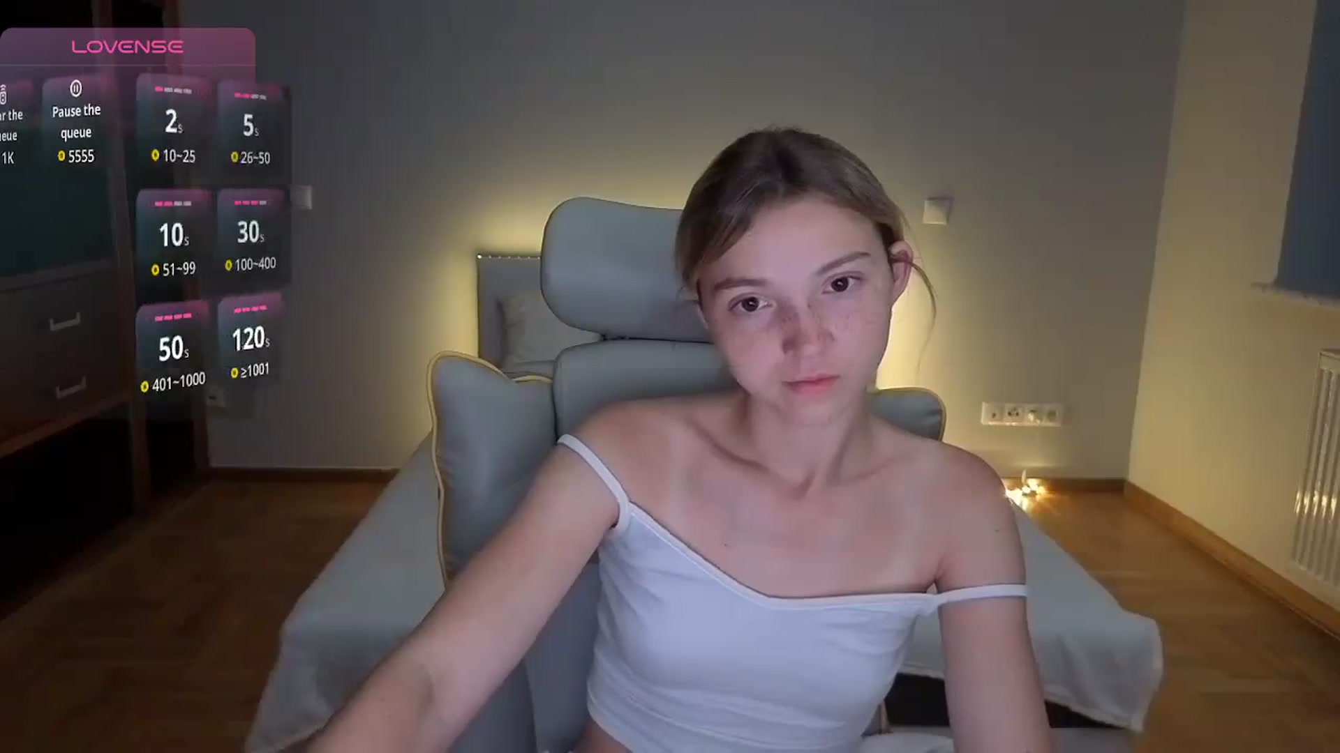 Gallery image thumbnail from Daisyy's myfreecams stream on, 08/09/2026, 24:02 image 16 of 20