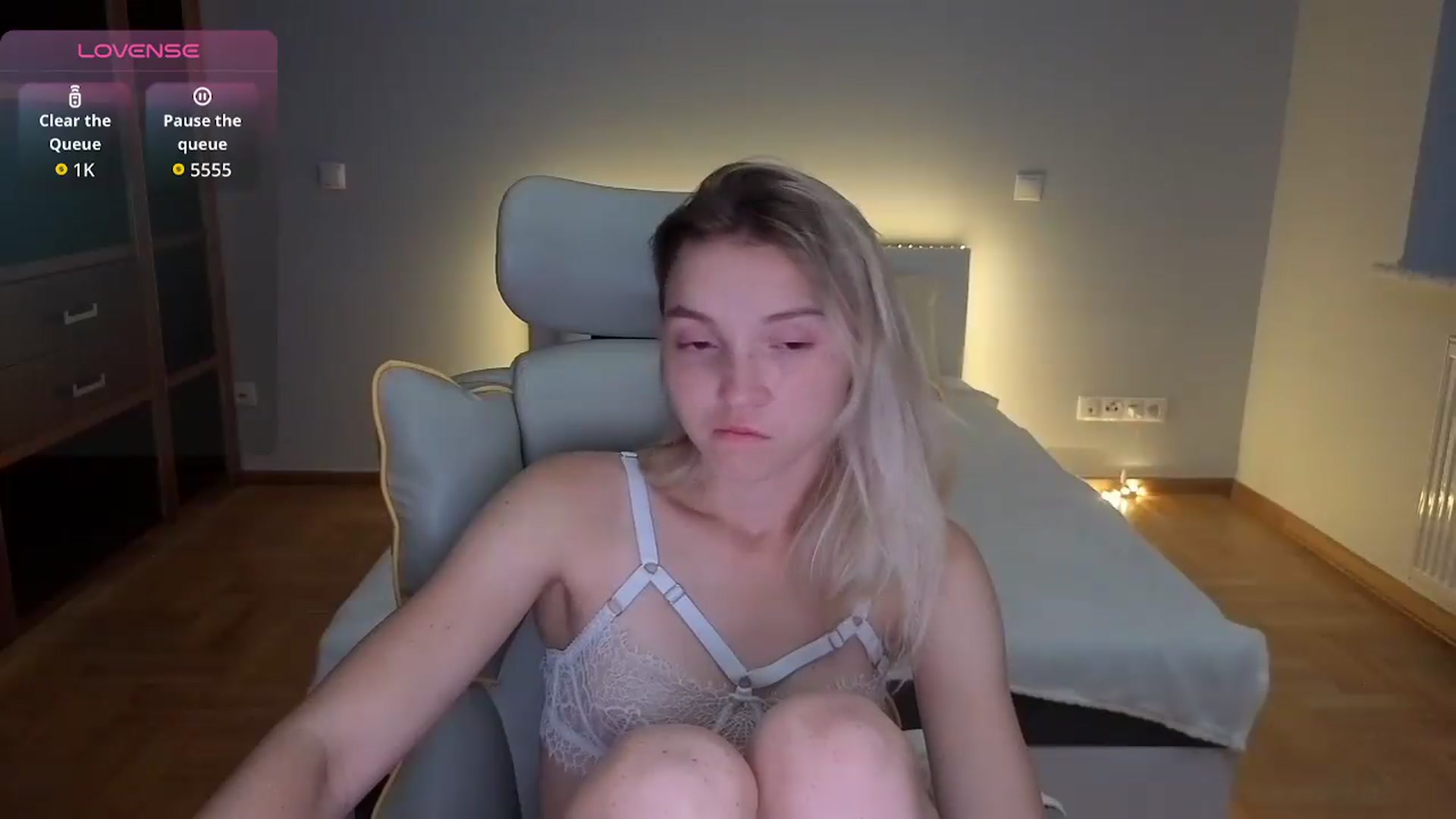 Gallery image thumbnail from Daisyy's myfreecams stream on, 08/09/2026, 01:17 image 11 of 20