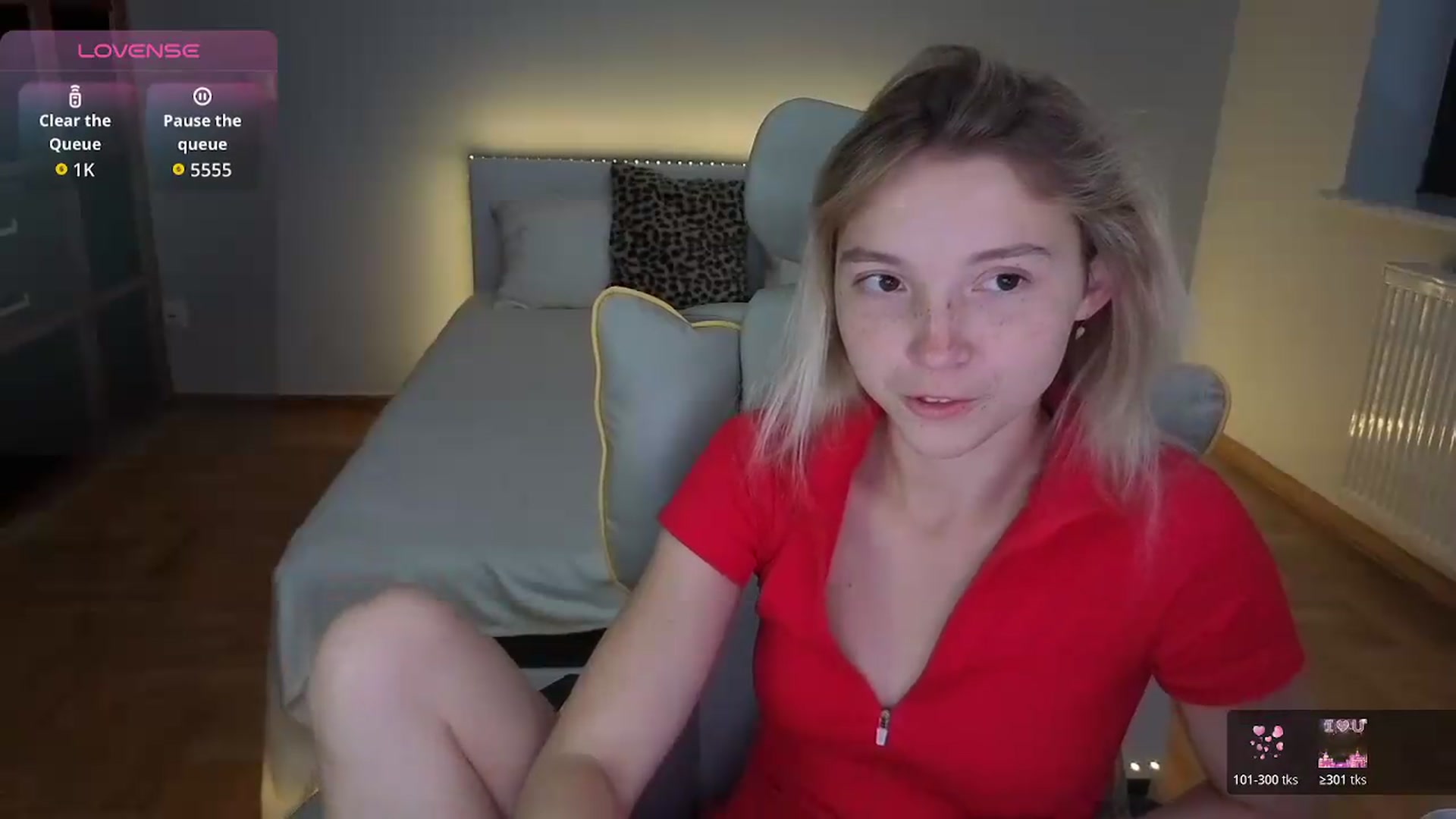 Gallery image thumbnail from Daisyy's myfreecams stream on, 08/09/2026, 07:36 image 12 of 20
