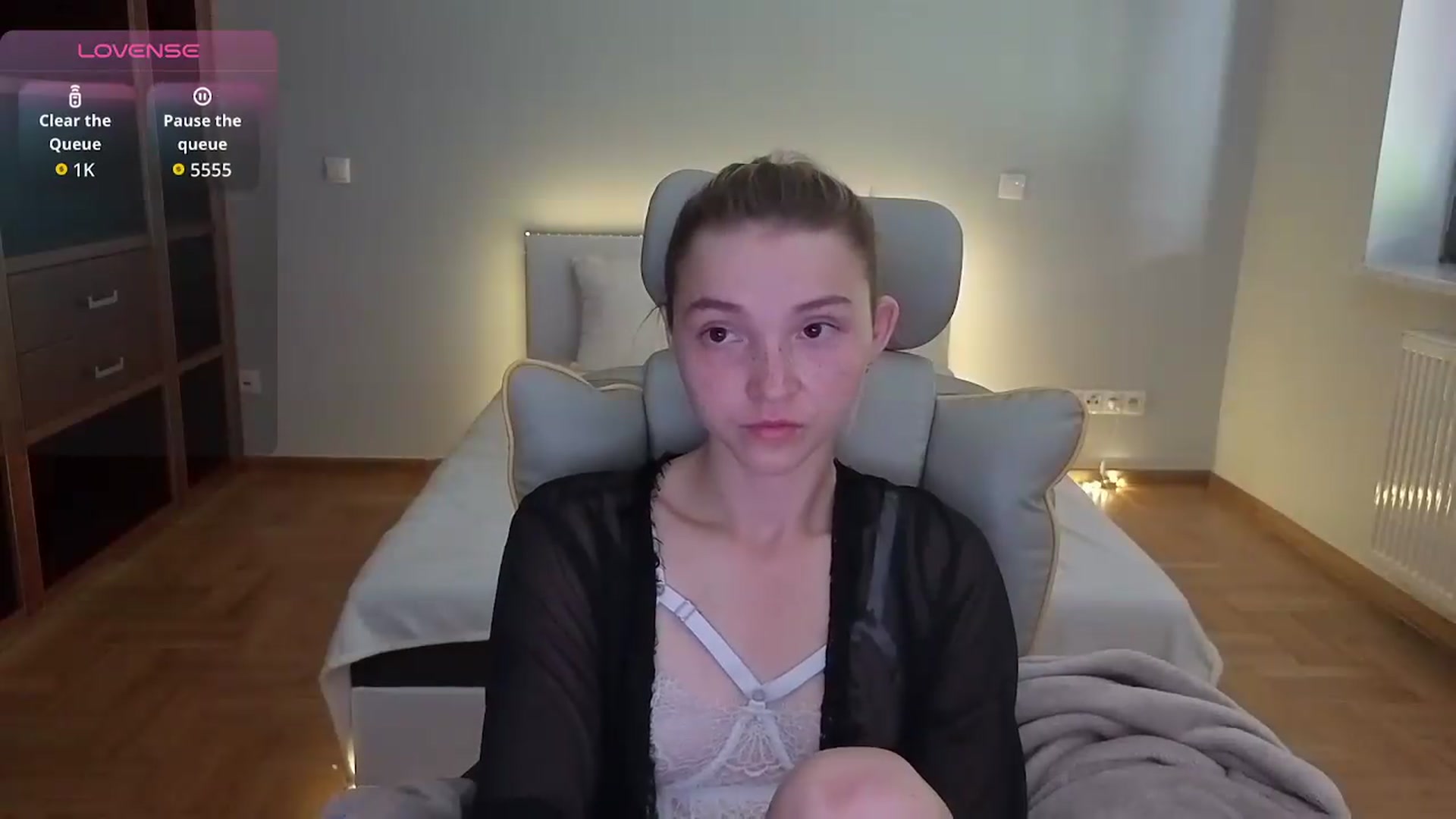 Gallery image thumbnail from Daisyy's myfreecams stream on, 08/09/2026, 14:40 image 14 of 20