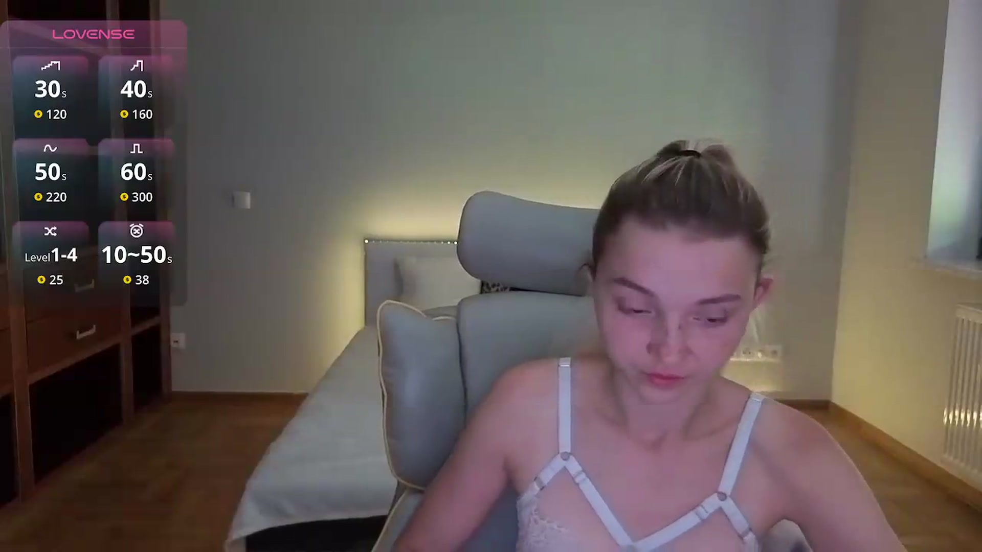 Gallery image thumbnail from Daisyy's myfreecams stream on, 08/09/2026, 15:00 image 8 of 20