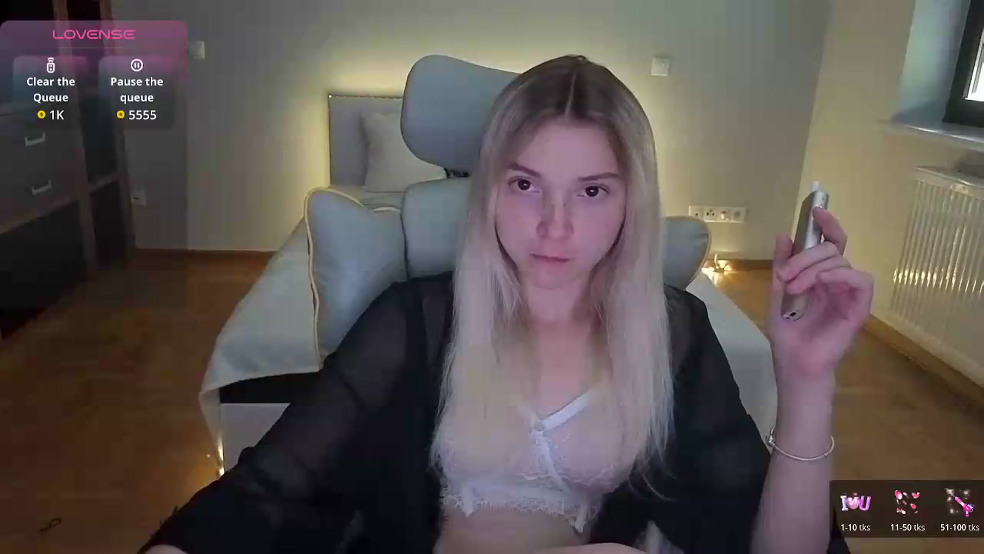 Gallery image thumbnail from Daisyy's myfreecams stream on, 08/09/2026, 16:19 image 13 of 20