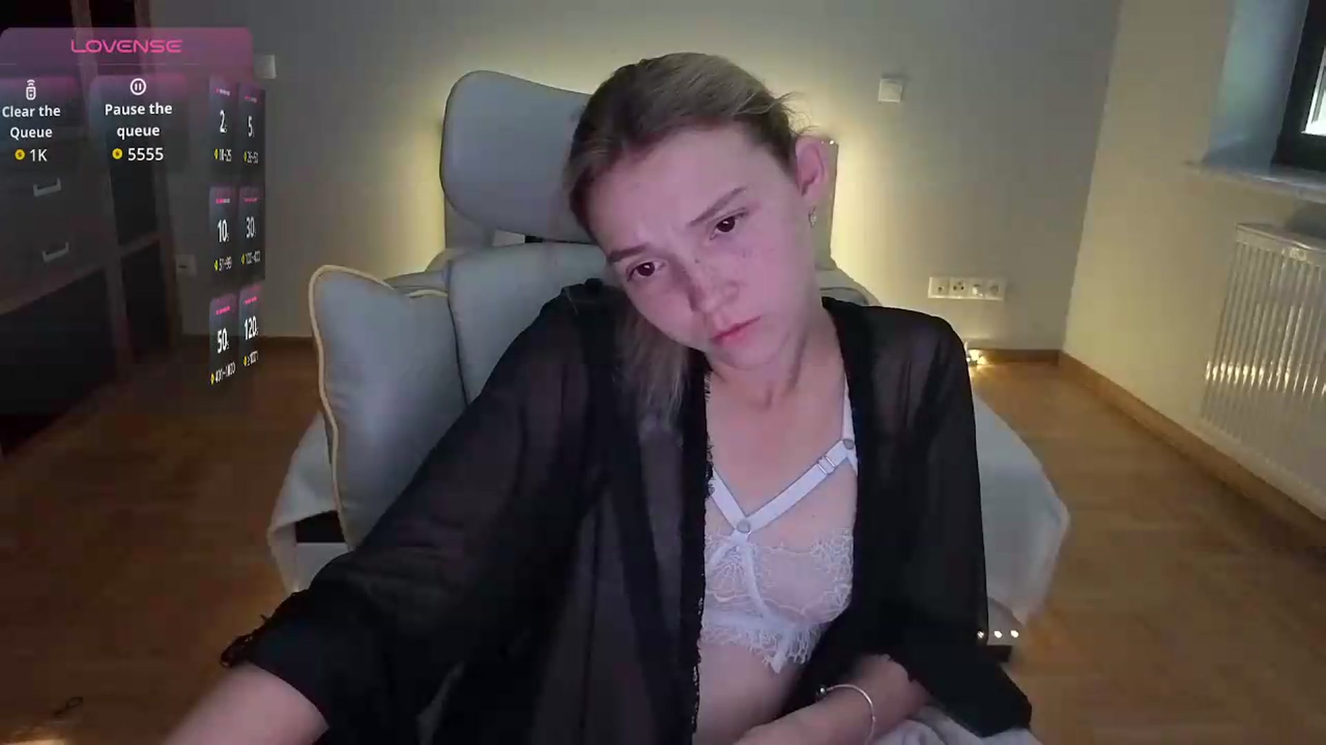 Gallery image thumbnail from Daisyy's myfreecams stream on, 08/09/2026, 16:19 image 18 of 20