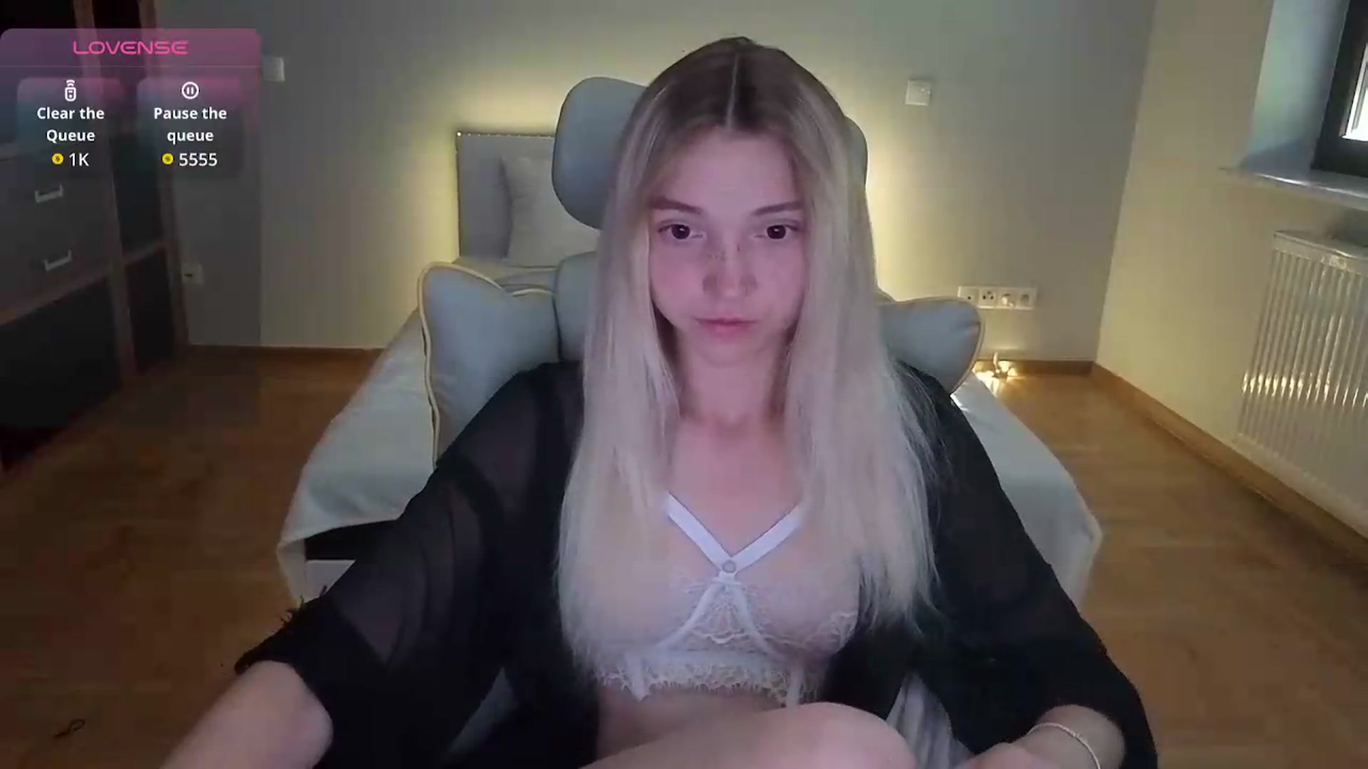 Gallery image thumbnail from Daisyy's myfreecams stream on, 08/09/2026, 16:19 image 12 of 20