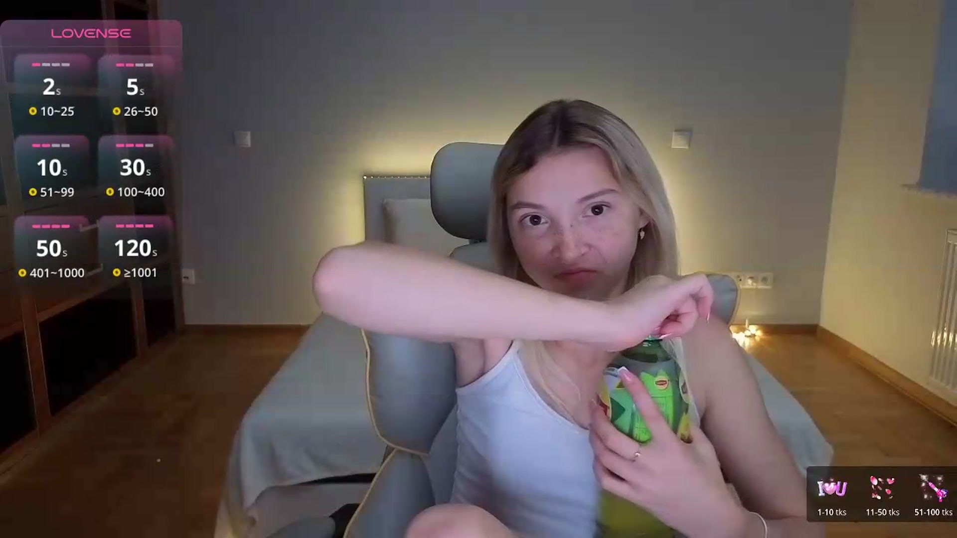 Gallery image thumbnail from Daisyy's myfreecams stream on, 08/10/2026, 17:21 image 17 of 20