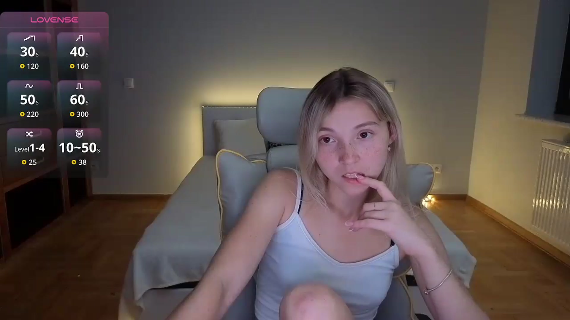 Gallery image thumbnail from Daisyy's myfreecams stream on, 08/10/2026, 19:23 image 16 of 20