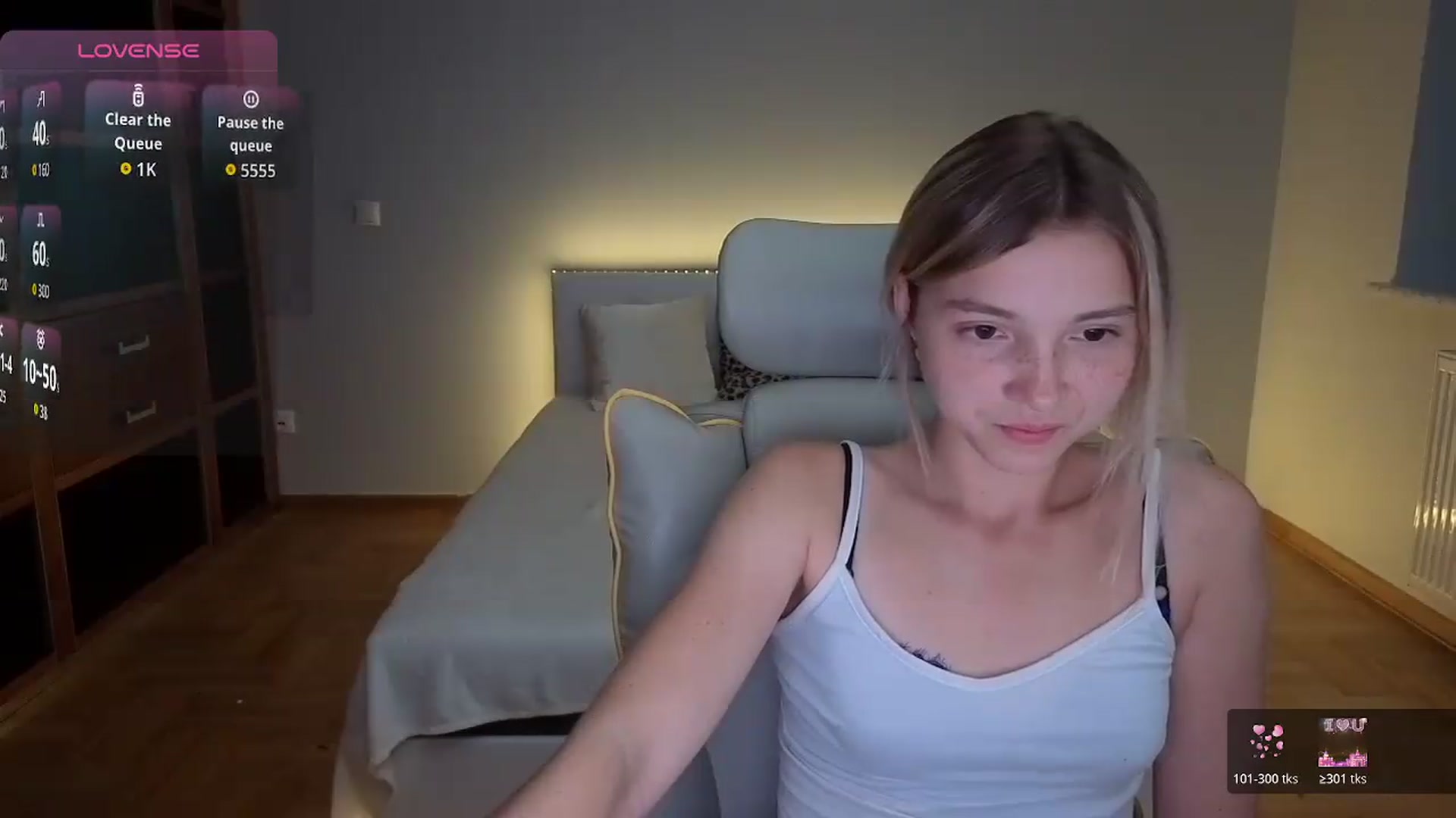 Gallery image thumbnail from Daisyy's myfreecams stream on, 08/10/2026, 19:23 image 10 of 20