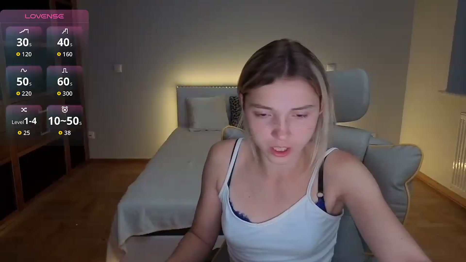 Gallery image thumbnail from Daisyy's myfreecams stream on, 08/10/2026, 19:23 image 9 of 20