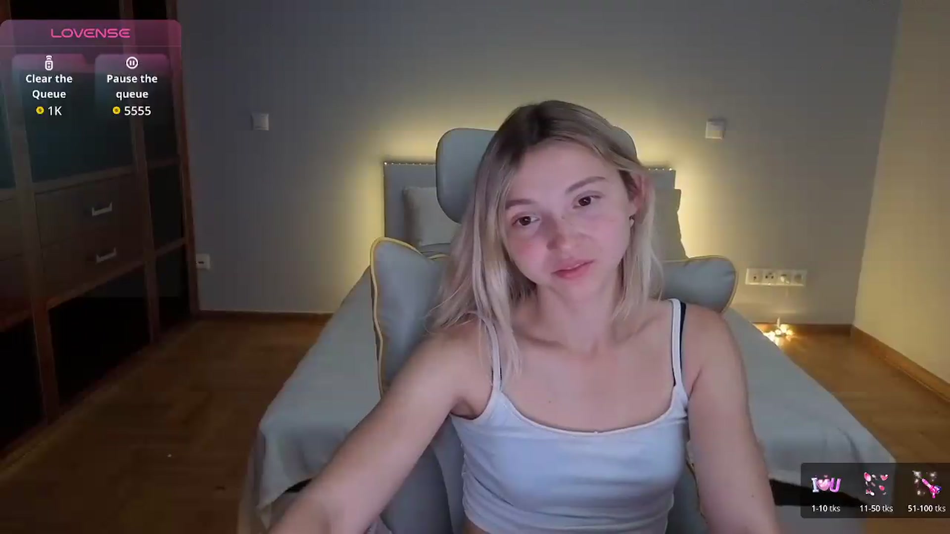 Gallery image thumbnail from Daisyy's myfreecams stream on, 08/10/2026, 20:35 image 11 of 20