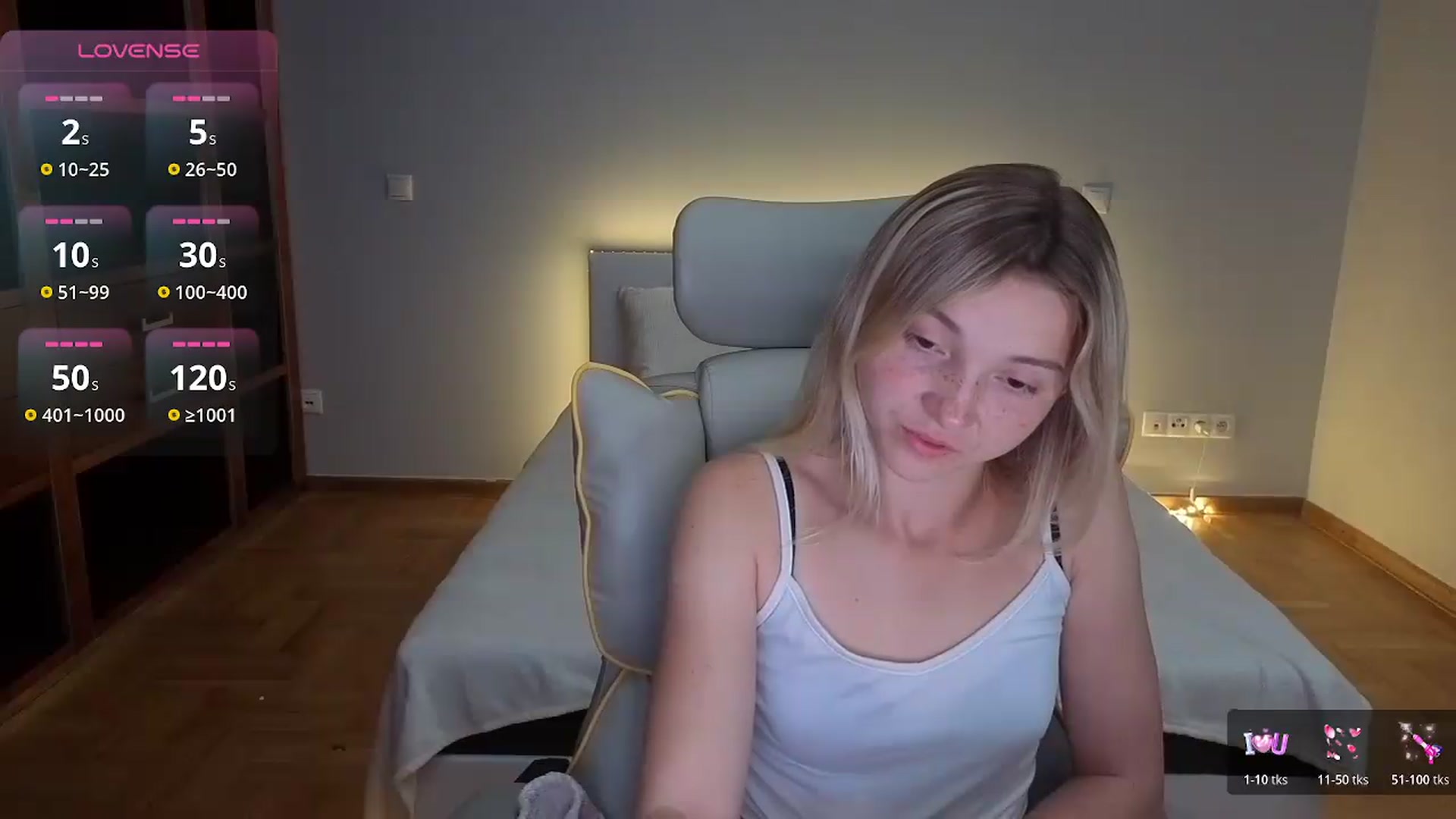 Gallery image thumbnail from Daisyy's myfreecams stream on, 08/10/2026, 20:35 image 12 of 20