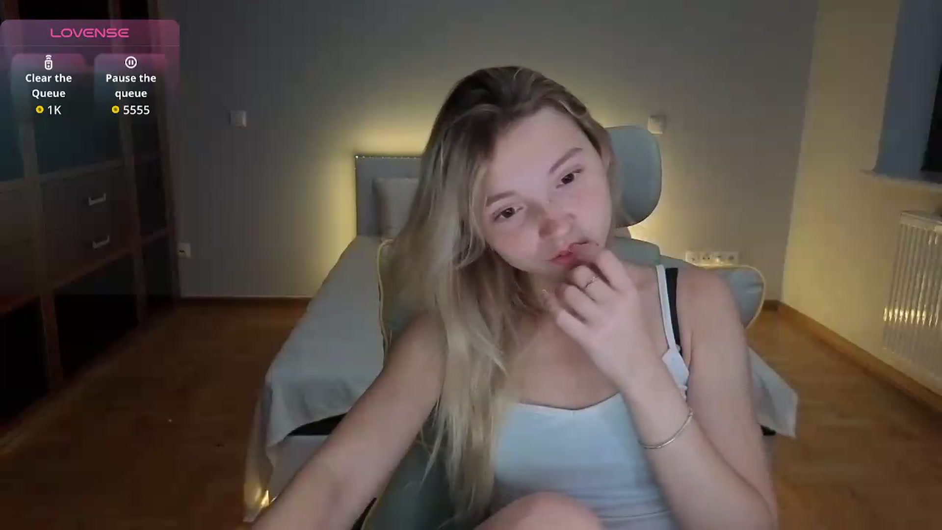 Gallery image thumbnail from Daisyy's myfreecams stream on, 08/10/2026, 22:05 image 14 of 20
